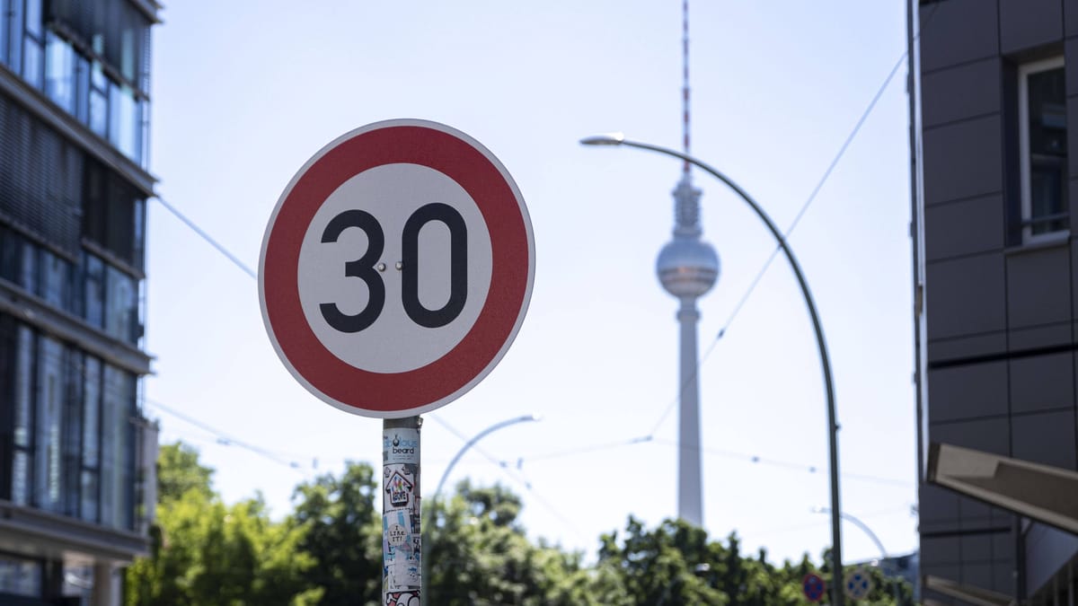 Berlinski senat odpravlja cone s hitrostjo 30 km/h na glavnih cestah