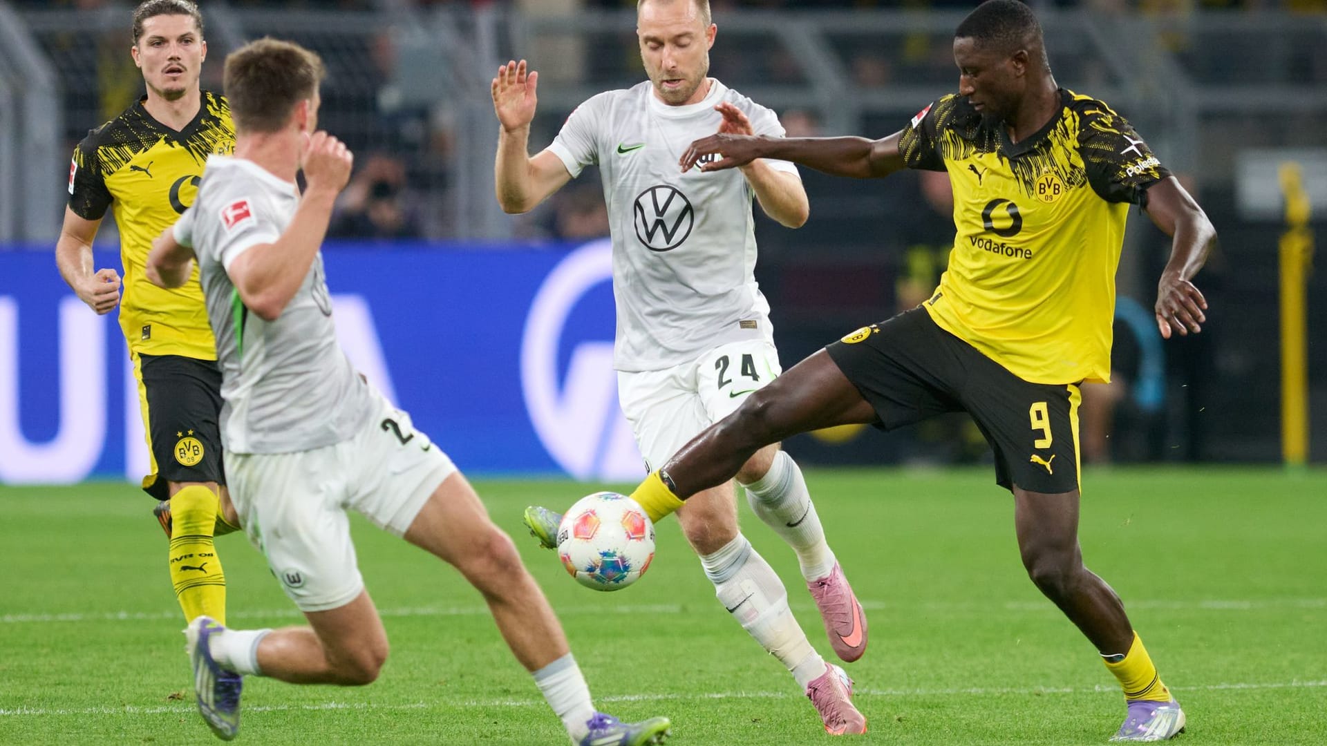 Borussia Dortmund - VfL Wolfsburg Borussia Dortmund - VfL Wolfsburg