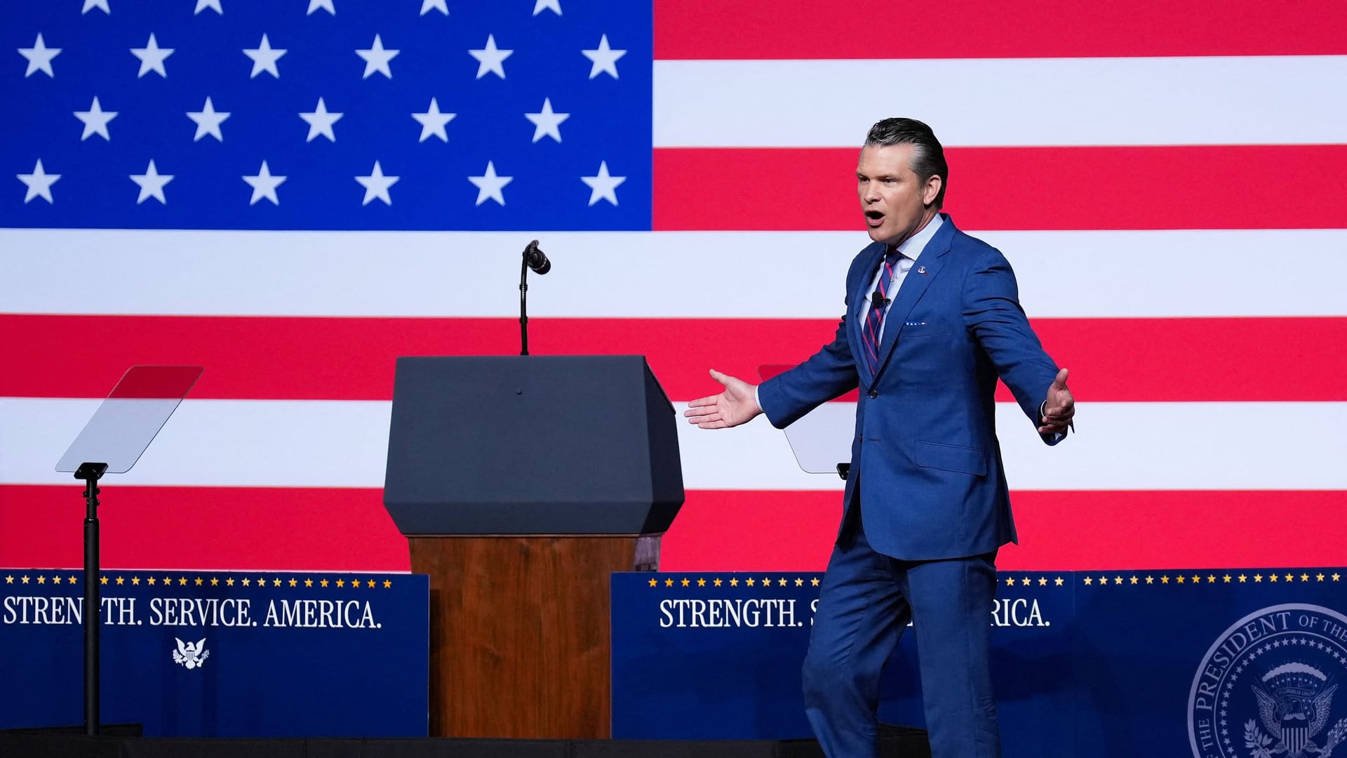 Trumps neuer "Kriegsminister" Pete Hegseth in Virginia: "Keine Rücksicht auf verletzte Gefühle". Trumps neuer "Kriegsminister" Pete Hegseth in Virginia: "Keine Rücksicht auf verletzte Gefühle".
