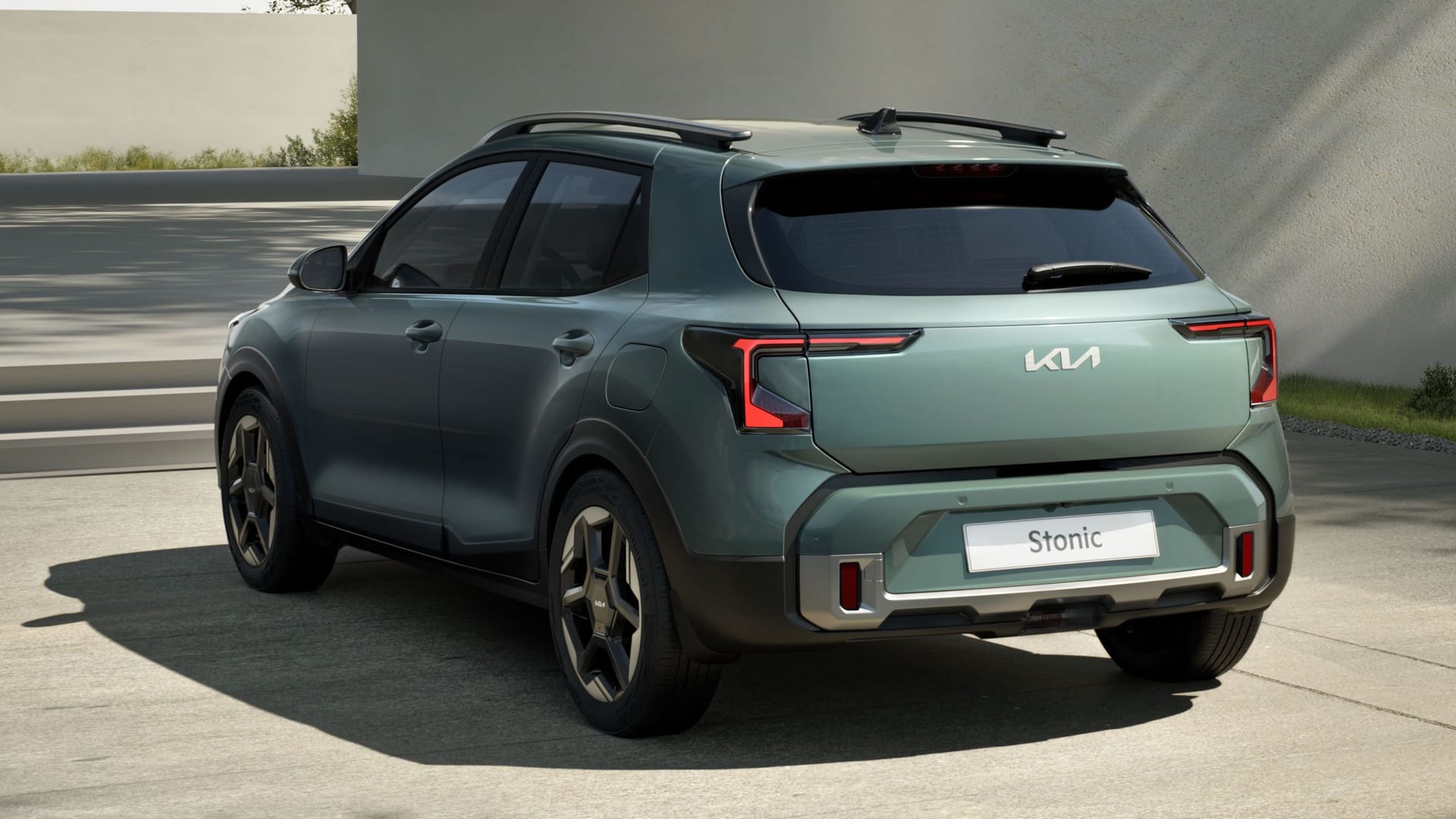 Geglättet: Auch die Rückleuchten entsprechen dem neuen Familien-Look bei Kia. Geglättet: Auch die Rückleuchten entsprechen dem neuen Familien-Look bei Kia.