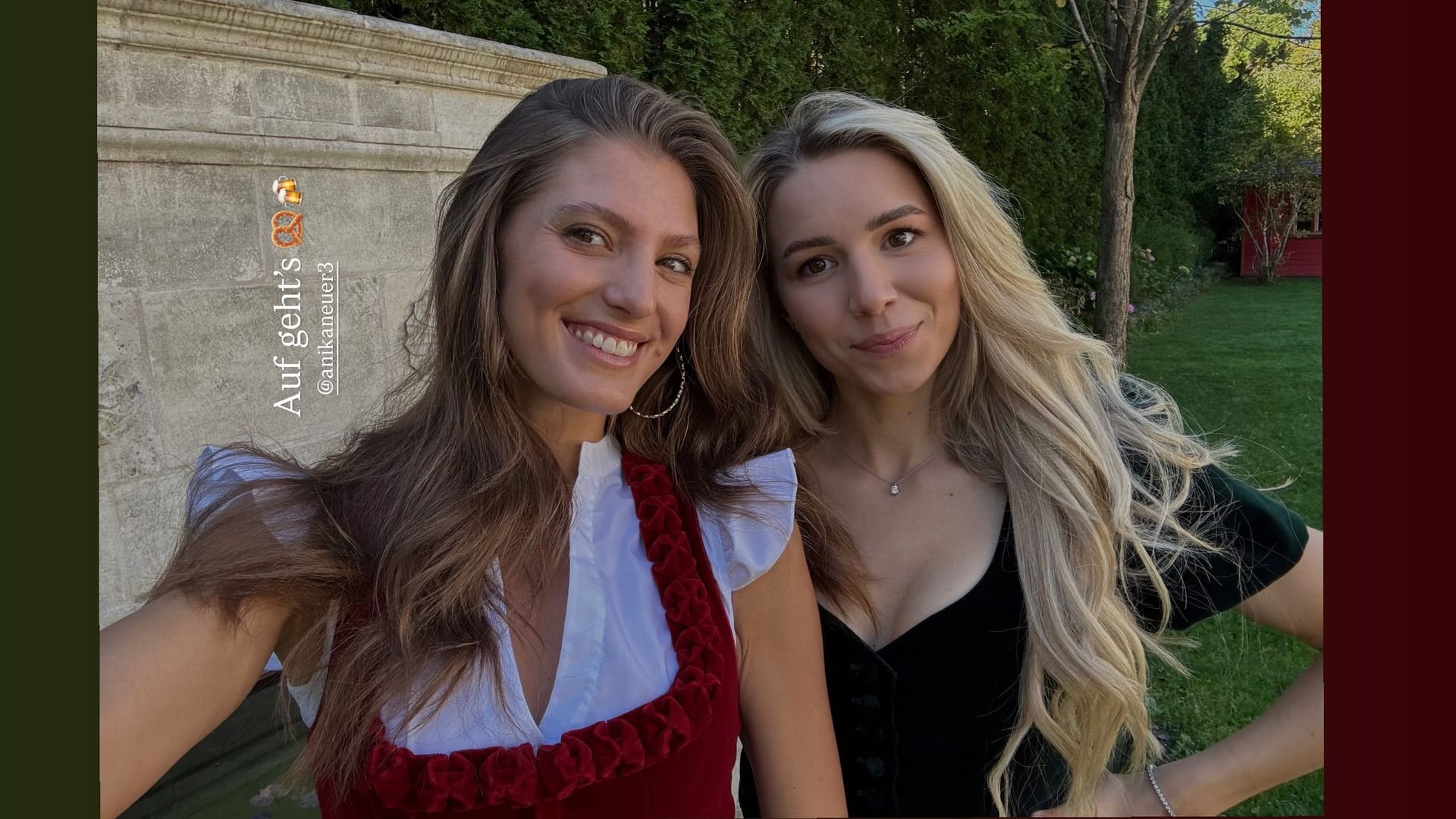 Sophia Schneiderhan posiert mit Anika Neuer im Trachtenlook.
