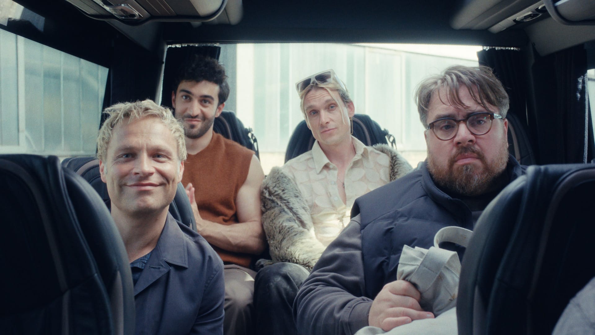 "The Comeback"-Drehstart mit Tim Sander als Flo (v.l.), Eidin Jalali als Fares, Daniel Sträßer als Kim und Tristan Seith als Sam.