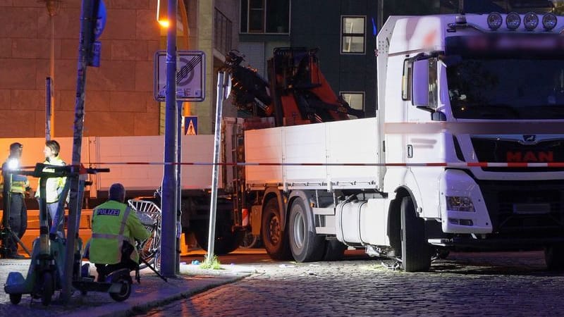 urn:newsml:dpa.com:20090101:250925-935-854939 urn:newsml:dpa.com:20090101:250925-935-854939