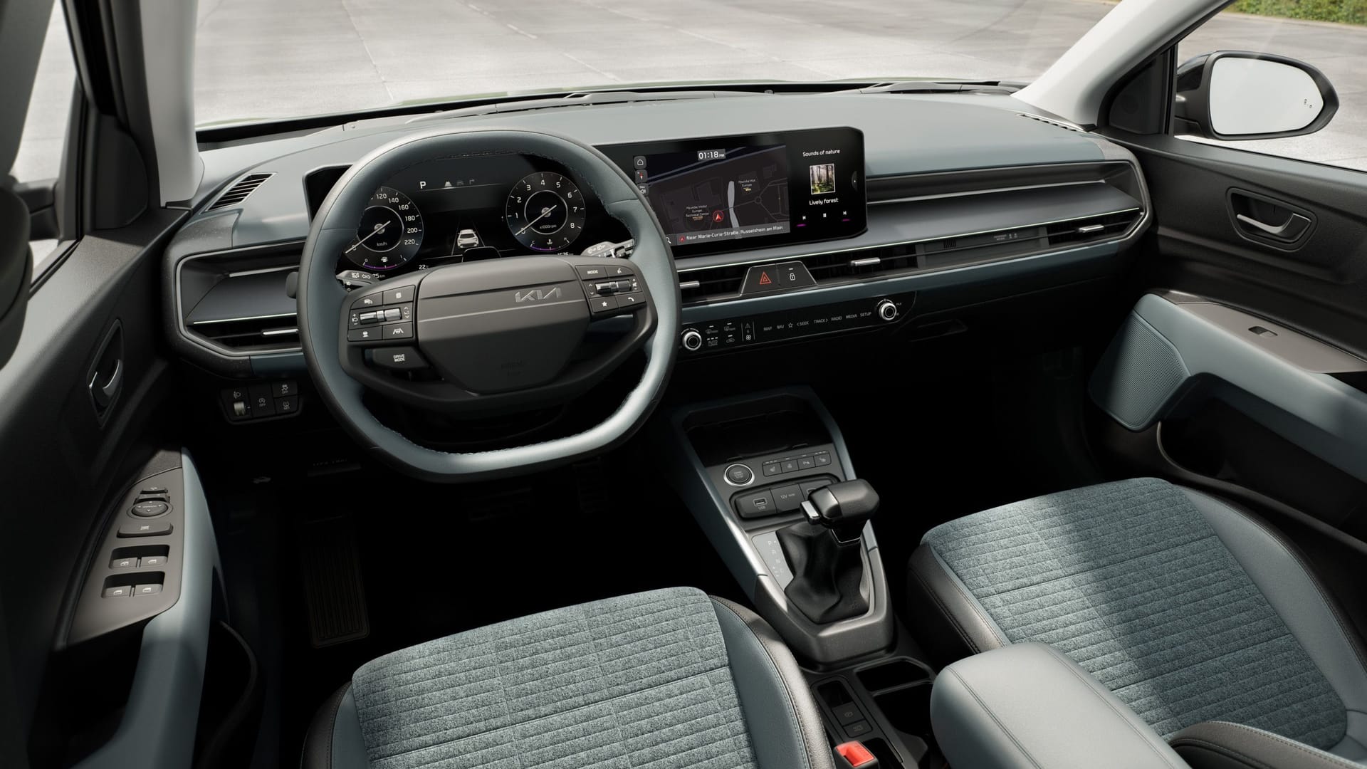 Aufgeräumt: Der modernisierte Innenraum setzt wie bei vielen anderen Kia-Modellen auf eine Doppel-Screen-Lösung. Aufgeräumt: Der modernisierte Innenraum setzt wie bei vielen anderen Kia-Modellen auf eine Doppel-Screen-Lösung.