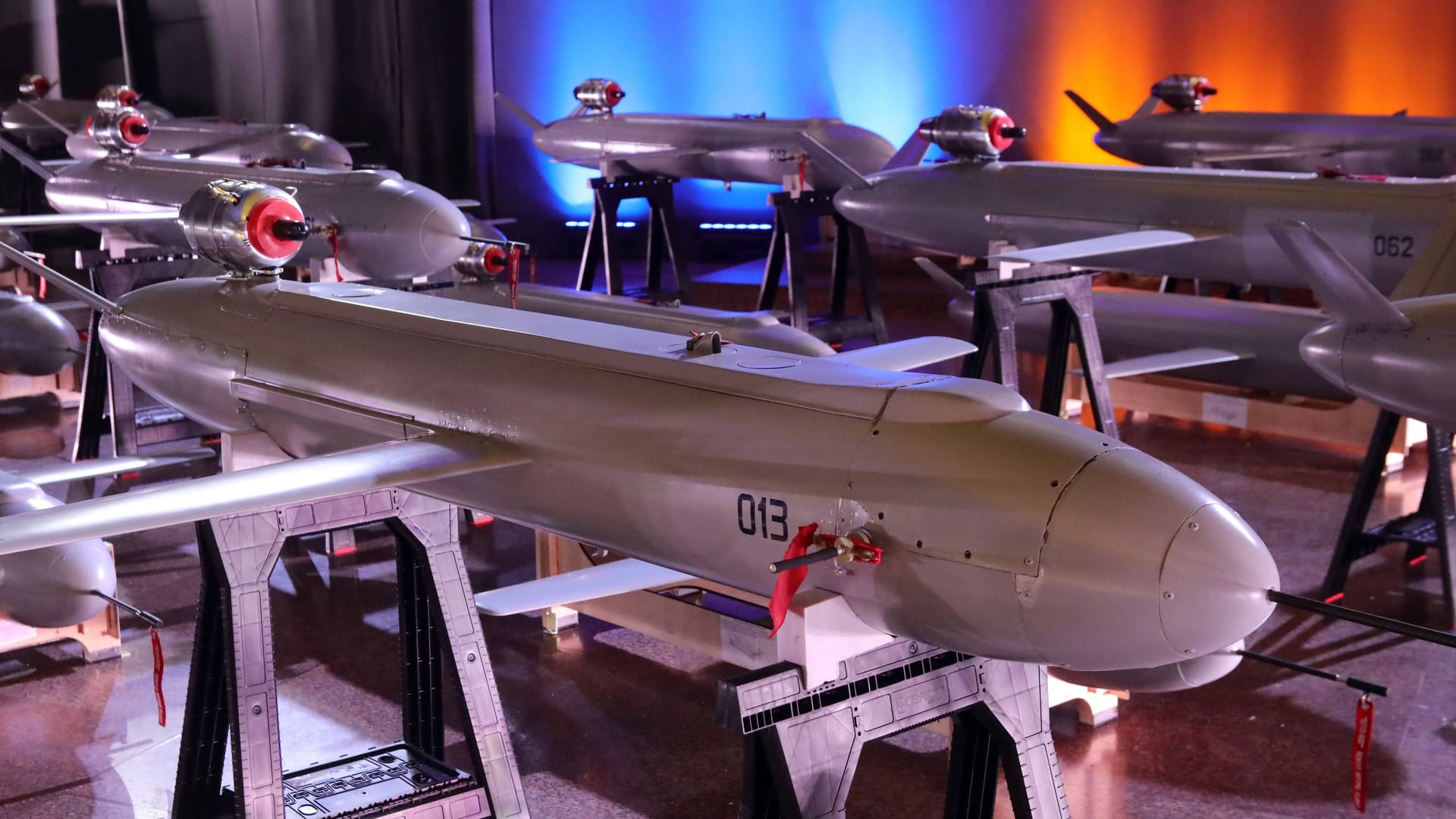 Ukrainische Drohnen in einer Lagerhalle (Symbolbild): Russland meldet den Abschuss von mehreren Drohnen. Ukrainische Drohnen in einer Lagerhalle (Symbolbild): Russland meldet den Abschuss von mehreren Drohnen.