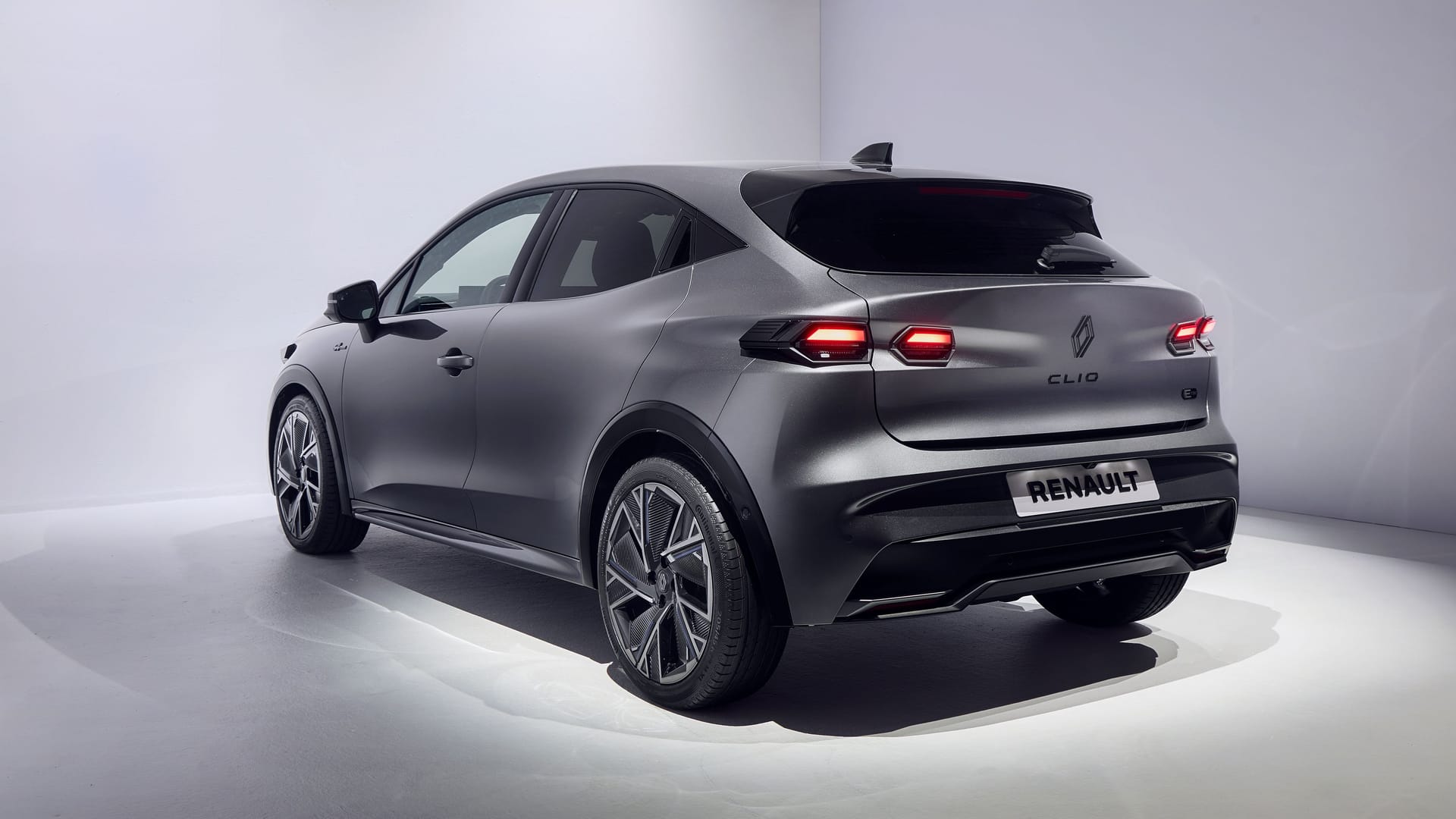 Nachgeschärft: In der Alpine-Ausstattung gibt sich der Clio optisch sportlicher. Nachgeschärft: In der Alpine-Ausstattung gibt sich der Clio optisch sportlicher.