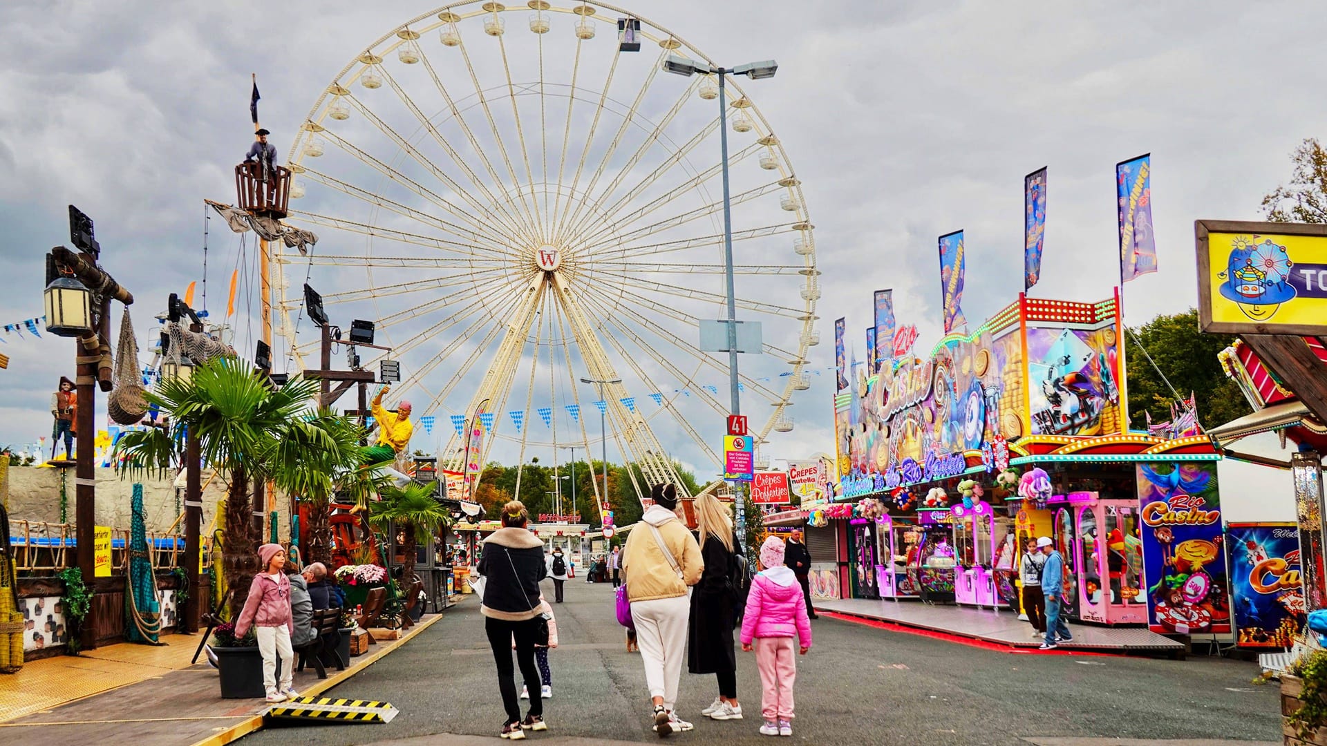 Das Oktoberfest in Hannover (Archivbild): Es steigt jedes Jahr auf dem Schützenplatz.