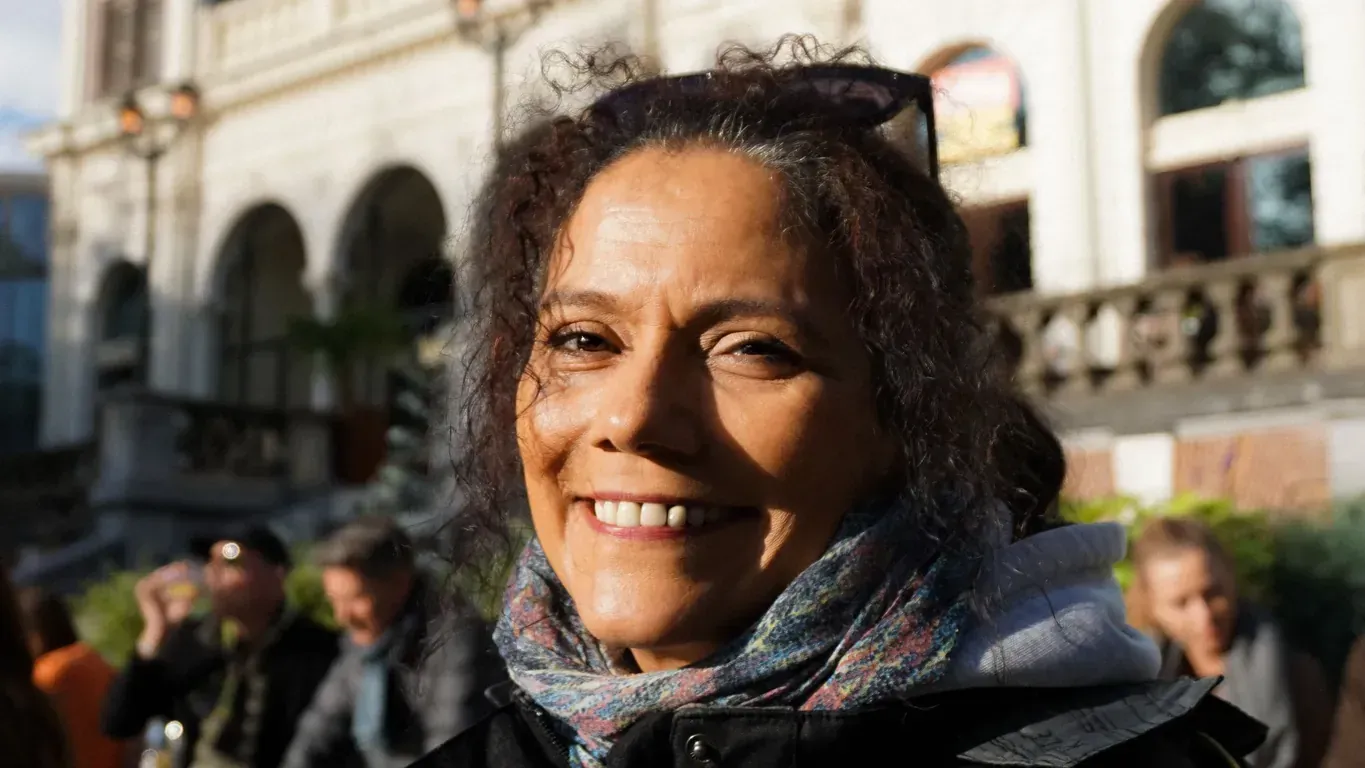 Die Münchnerin Désirée ist an einer Vorstufe von Leukämie erkrankt. Sie braucht dringend einen Spender, um weiterleben zu können.