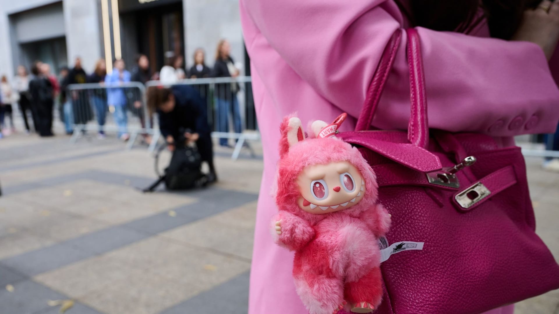 Pop Mart eröffnet eigenen Store im KaDeWe Pop Mart eröffnet eigenen Store im KaDeWe