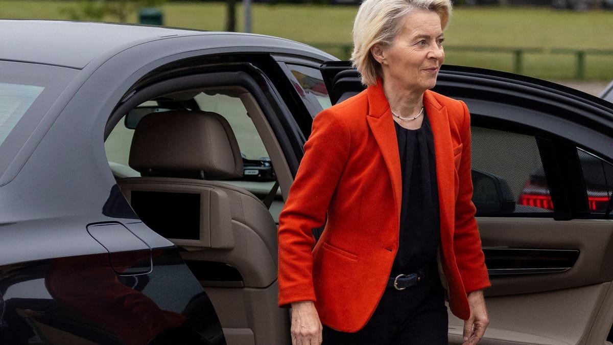 Flug mit von der Leyen gestört - Russland unter Verdacht