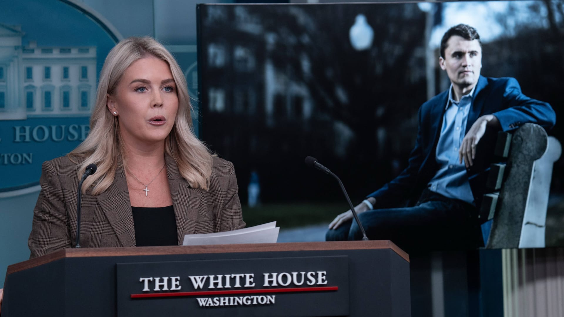 Trump-Sprecherin Leavitt: Alles im Namen des ermordeten Charlie Kirk.