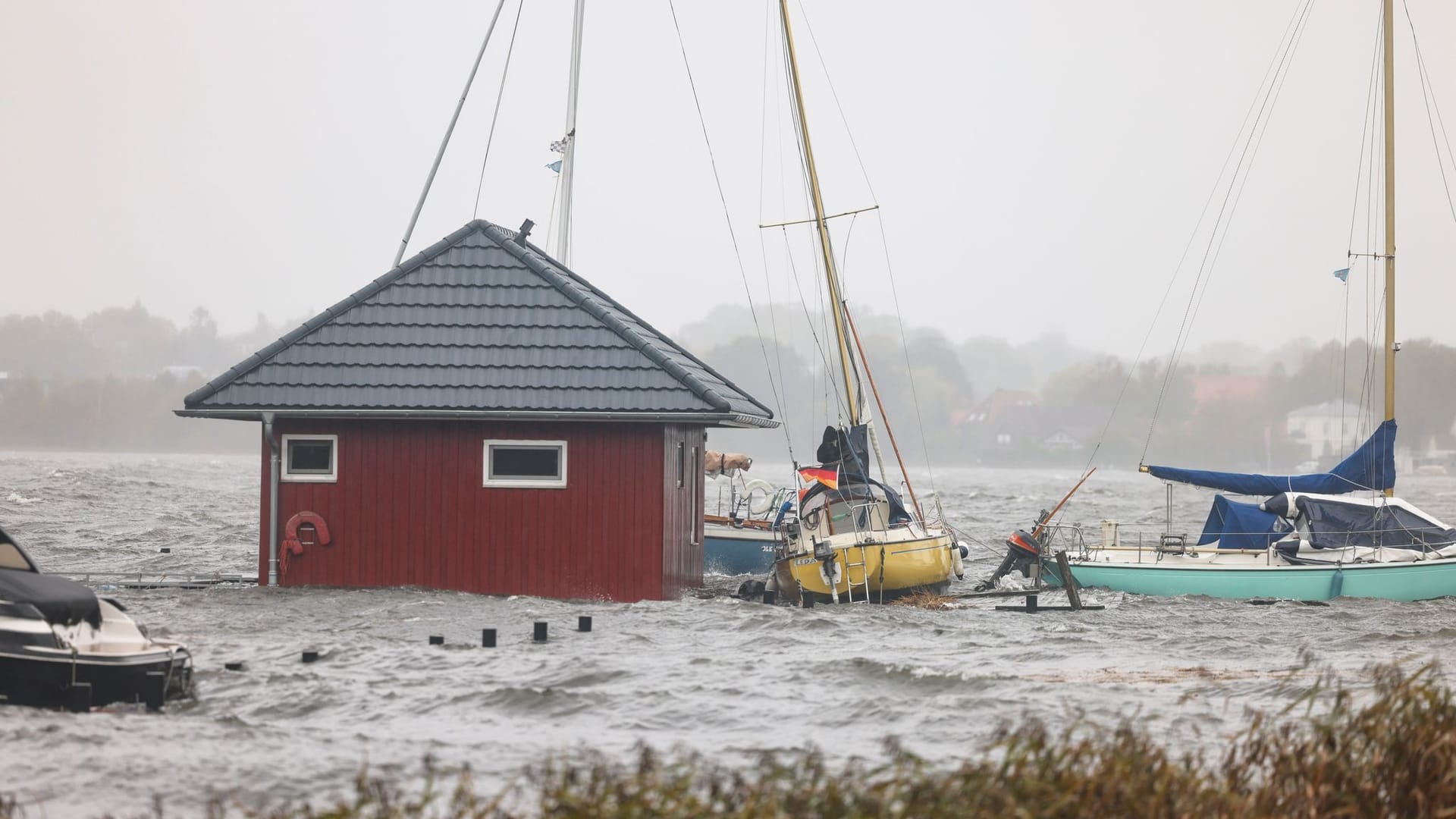 Schwere Sturmflut an der Ostsee
