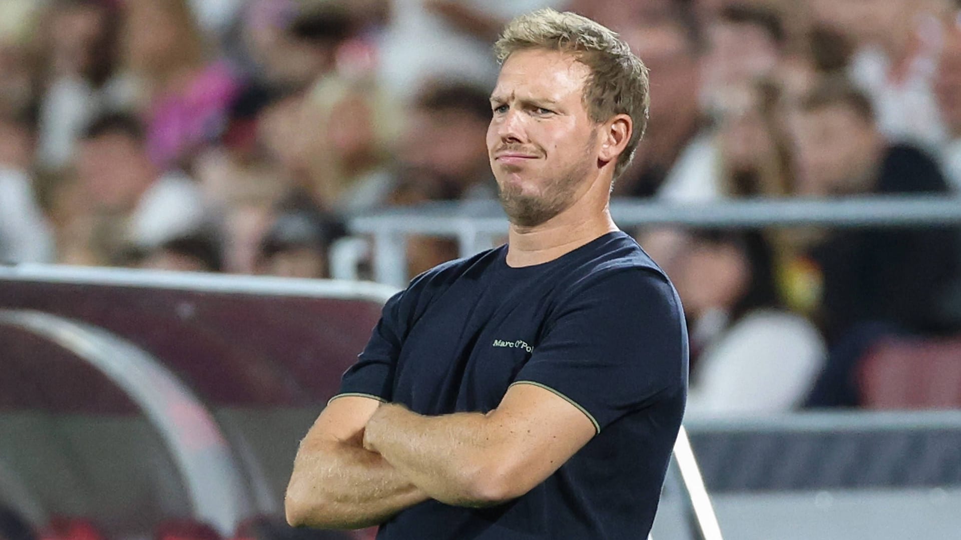 Bundestrainer Julian Nagelsmann verzieht an der Seitenlinie das Gesicht: Die DFB-Elf konnte zuletzt nicht überzeugen.