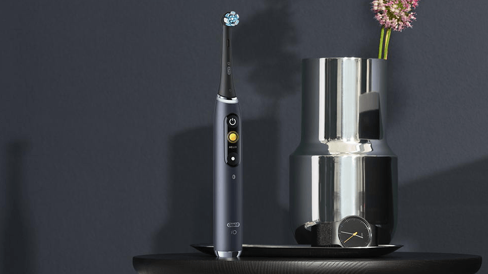 Die elektrische Zahnbürste iO Series 9 von Oral-B Die elektrische Zahnbürste iO Series 9 von Oral-B