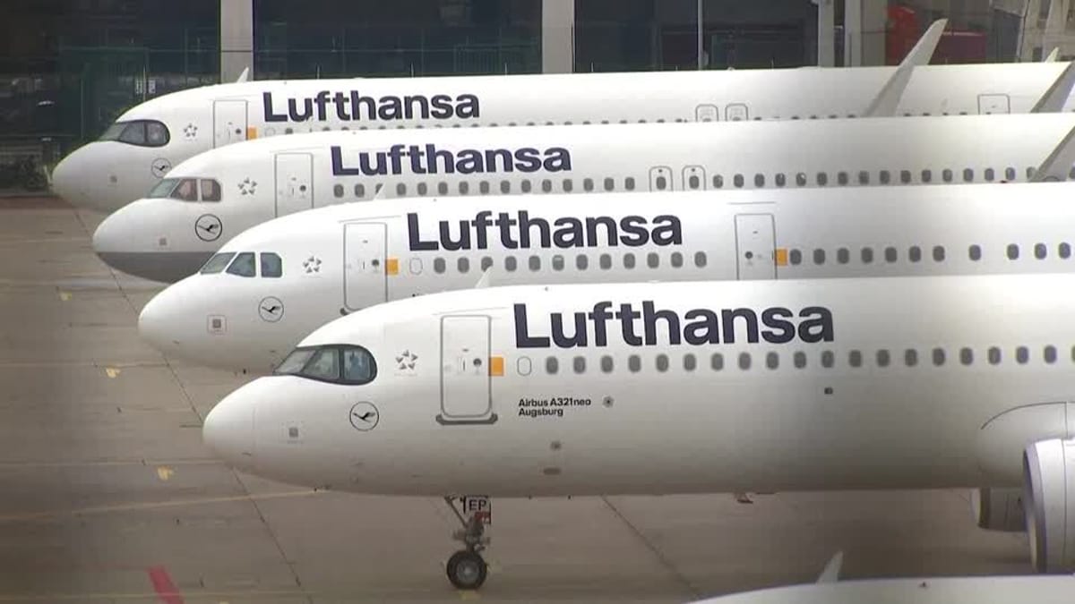Lufthansa prüft Streichung von 100 Flügen