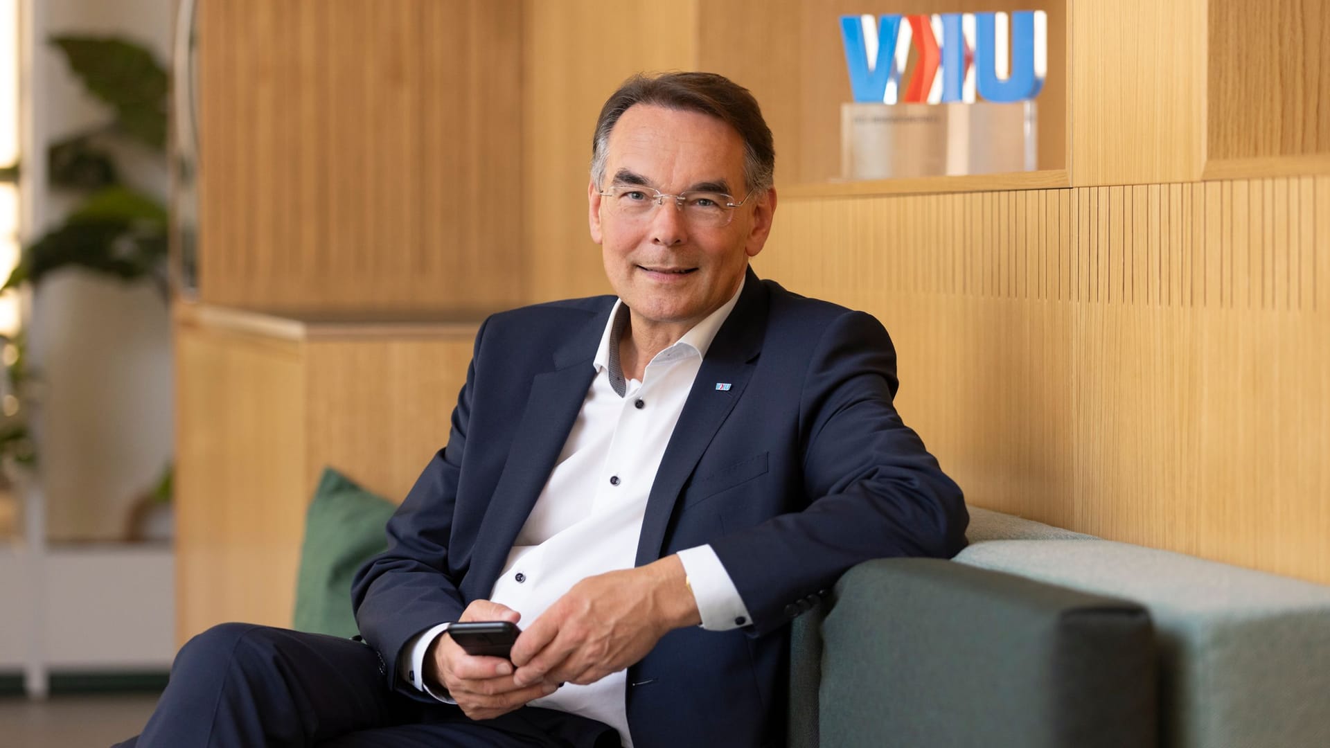 Ingbert Liebing: Der Hauptgeschäftsführer vom Verband kommunaler Unternehmen. Ingbert Liebing: Der Hauptgeschäftsführer vom Verband kommunaler Unternehmen.