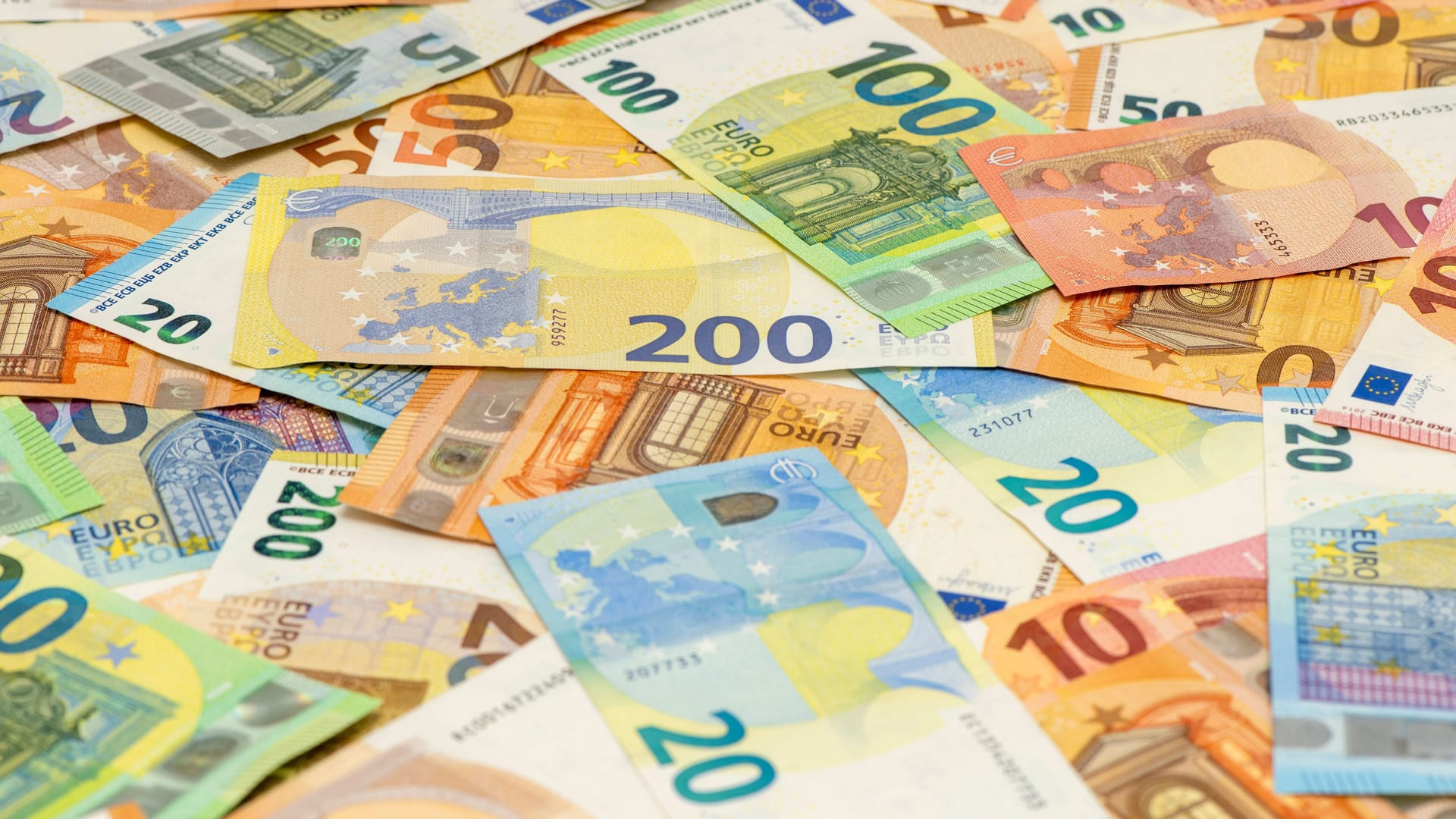 Euro Banknoten und Eurowährung Euro Banknoten im Detail Euro Banknoten und Eurowährung Euro Banknoten im Detail