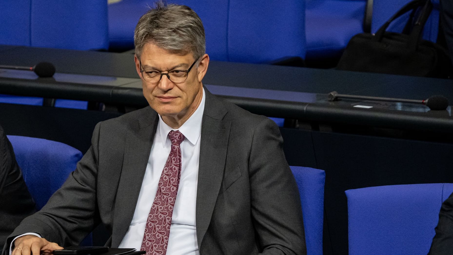 urn:newsml:dpa.com:20090101:250917-935-837378 urn:newsml:dpa.com:20090101:250917-935-837378