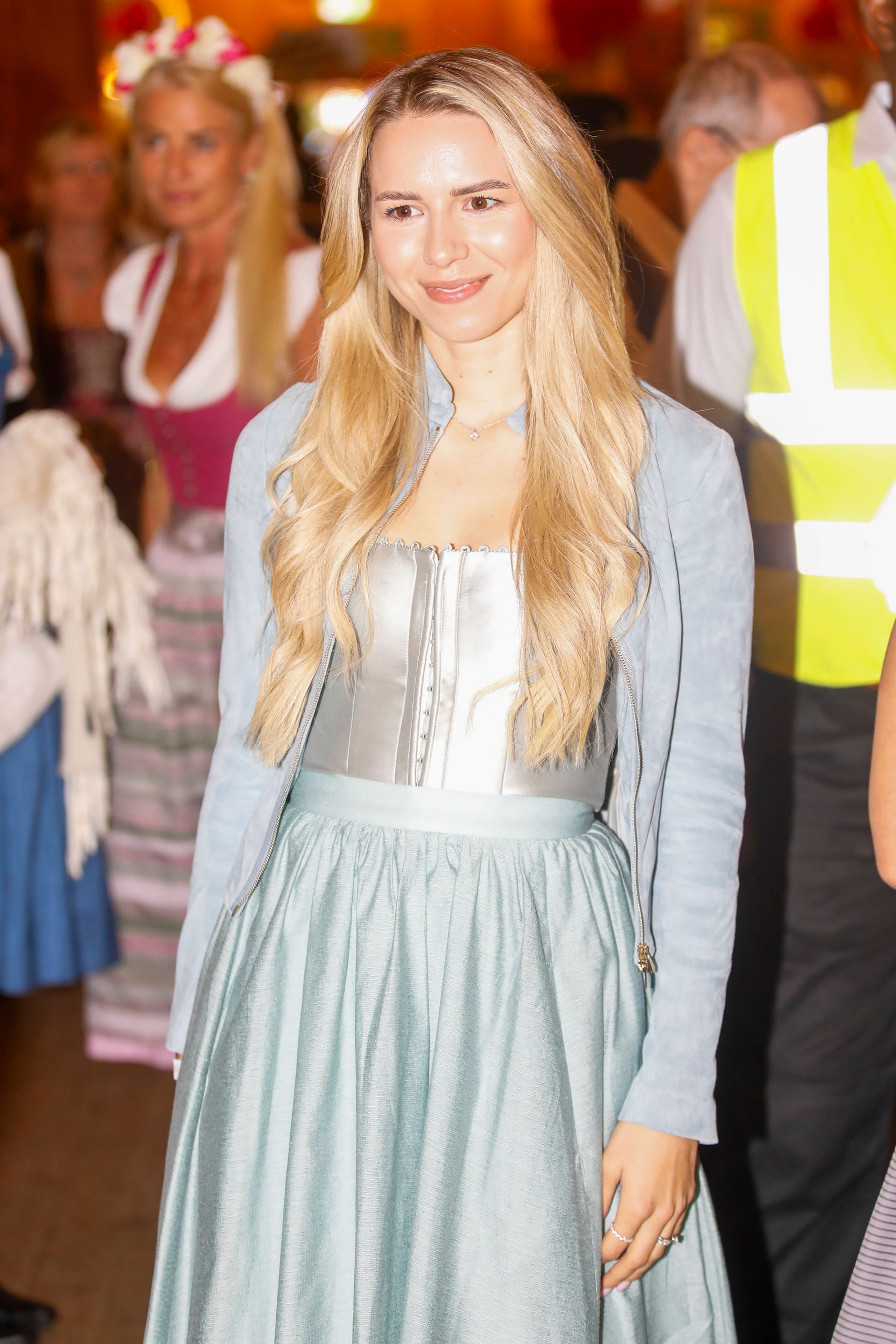 Anika Neuer feierte am Montag im Schützenzelt.