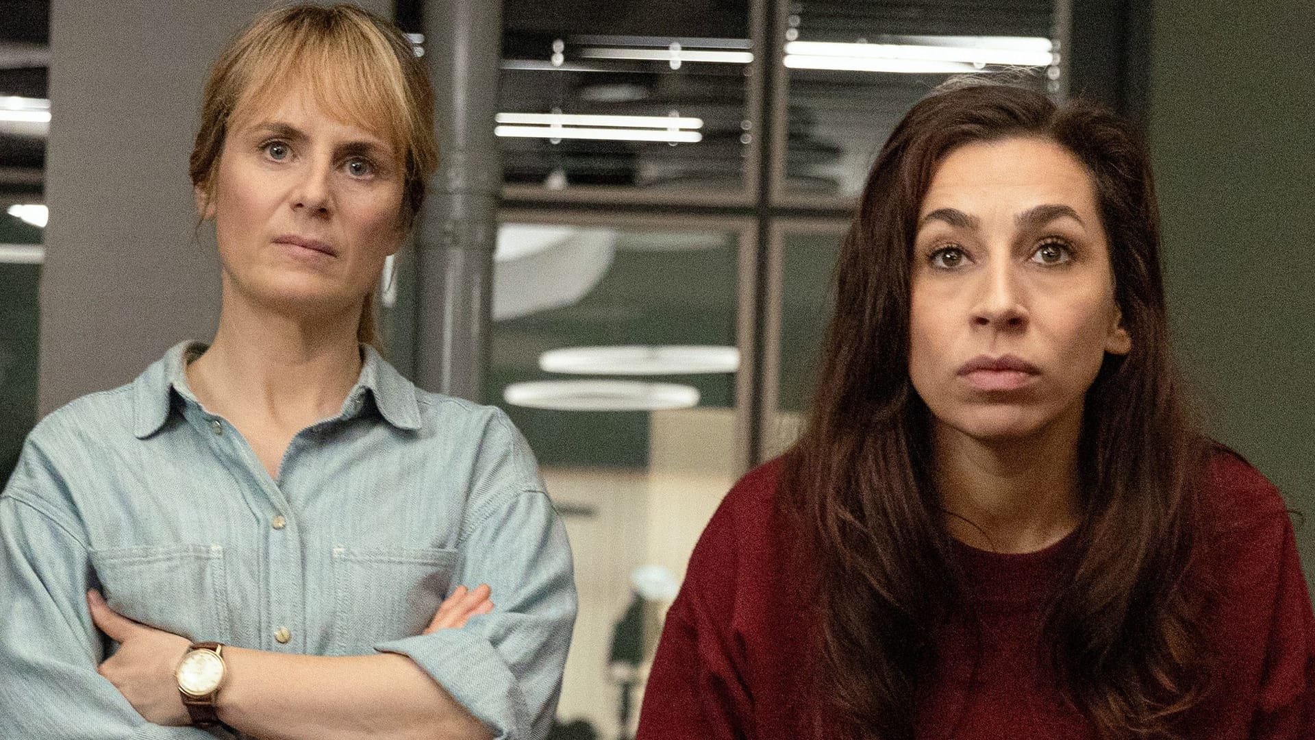 "Tatort: Kammerflimmern": Kommissarin Isabelle Grandjean (Anna Pieri Zuercher) und Tessa Ott (Carol Schuler) ermitteln in einem besonderen Fall. "Tatort: Kammerflimmern": Kommissarin Isabelle Grandjean (Anna Pieri Zuercher) und Tessa Ott (Carol Schuler) ermitteln in einem besonderen Fall.