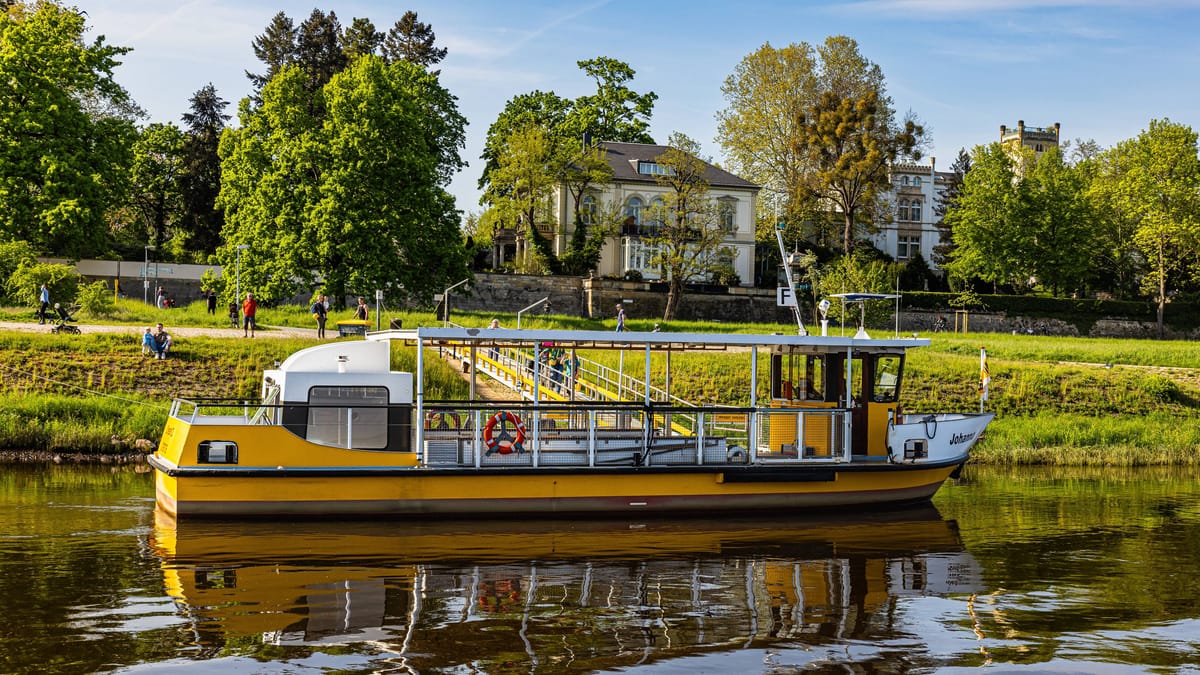 Johannstädter Fähre fällt zwei Wochen aus Johannstädter Fähre fällt zwei Wochen aus
