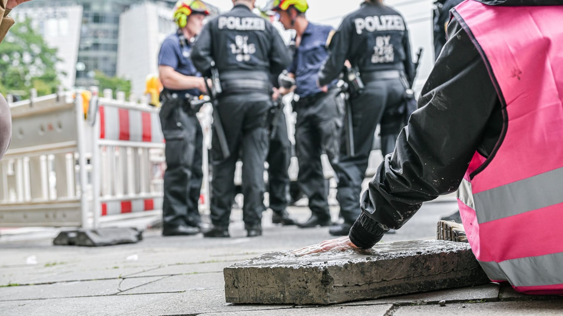 urn:newsml:dpa.com:20090101:250909-911-005638 urn:newsml:dpa.com:20090101:250909-911-005638