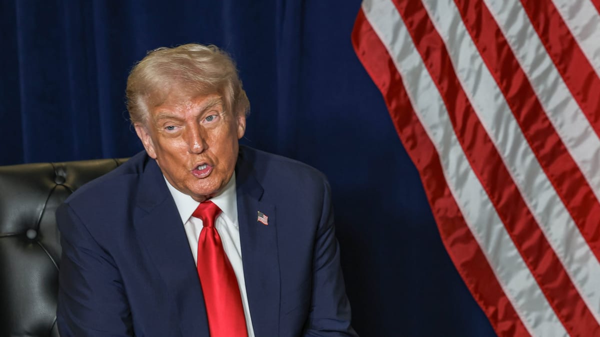 Jimmy Kimmel se je vrnil na televizijo in ostro napadel Trumpa, hkrati pa se opravičil za sporne komentarje.