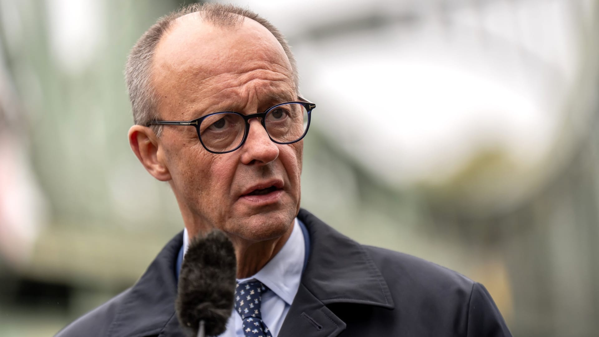 Friedrich Merz bei seinem Antrittsbesuch in Brandenburg: Der Bundeskanzler steht wegen einer Aussage in der Kritik. Friedrich Merz bei seinem Antrittsbesuch in Brandenburg: Der Bundeskanzler steht wegen einer Aussage in der Kritik.