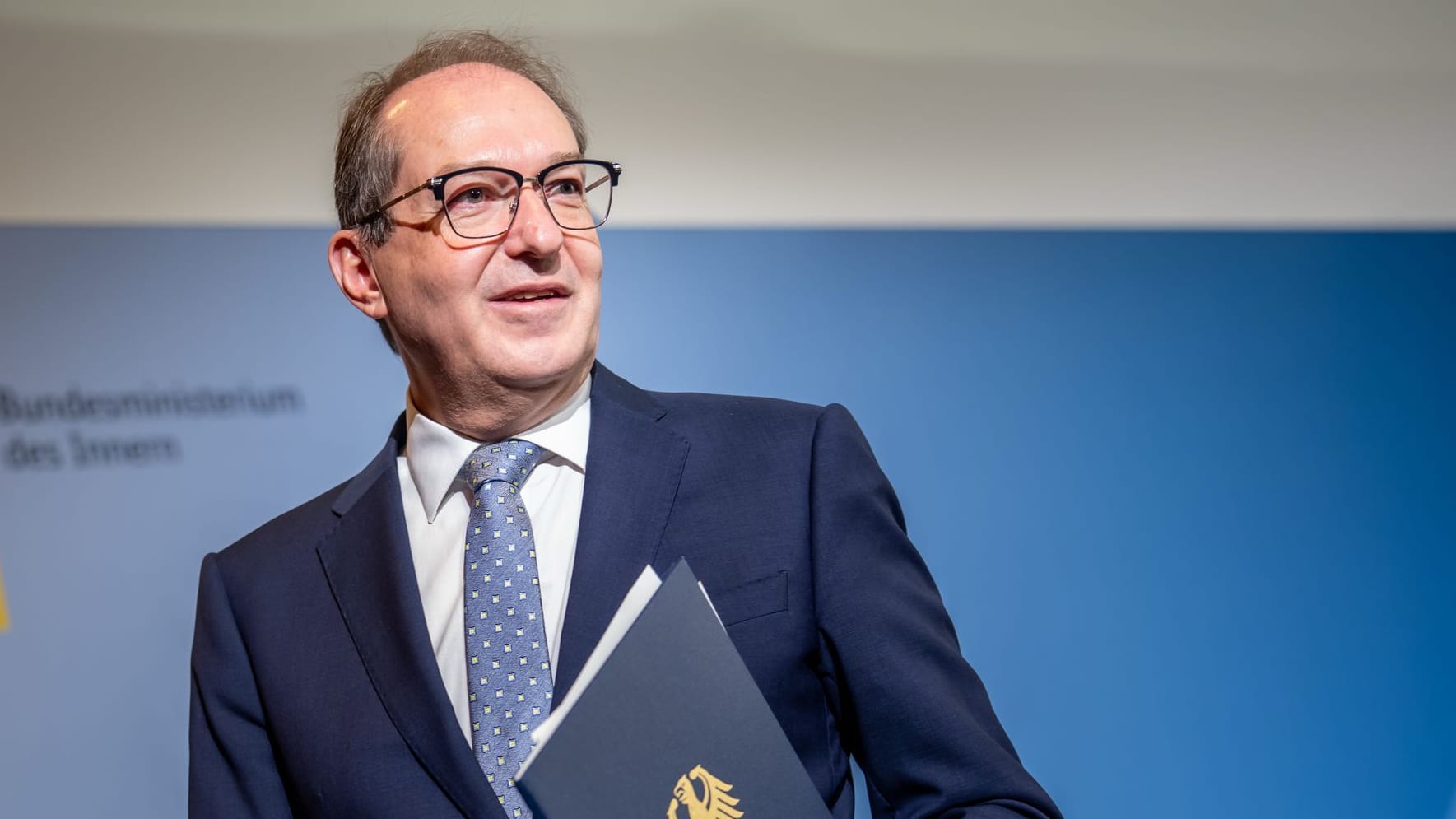 urn:newsml:dpa.com:20090101:251008-911-010157 urn:newsml:dpa.com:20090101:251008-911-010157