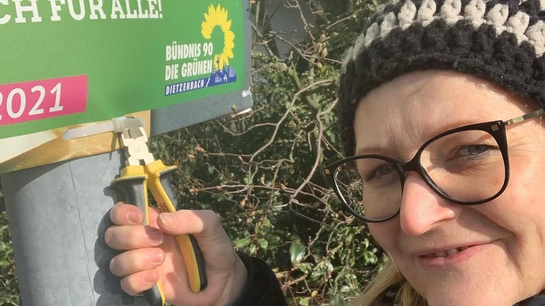 Die grüne Kommunalpolitikerin Edeltraud Chawla: An ihrem Haus gab es eine Explosion.