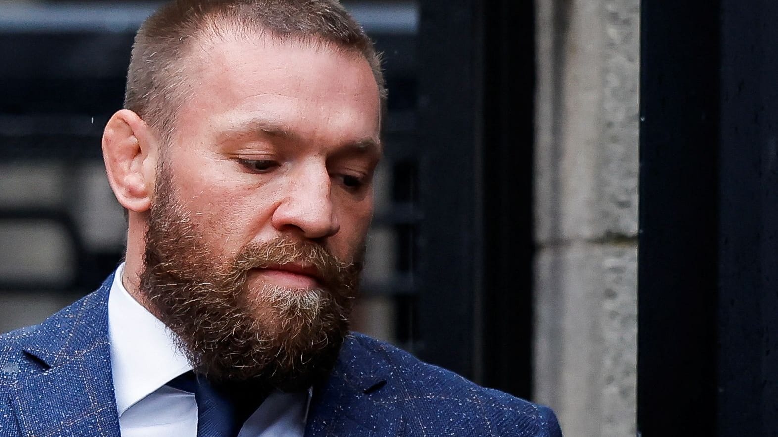 Angeklagter McGregor erscheint zu seinem Missbrauchsprozess in Dublin (Archivbild).