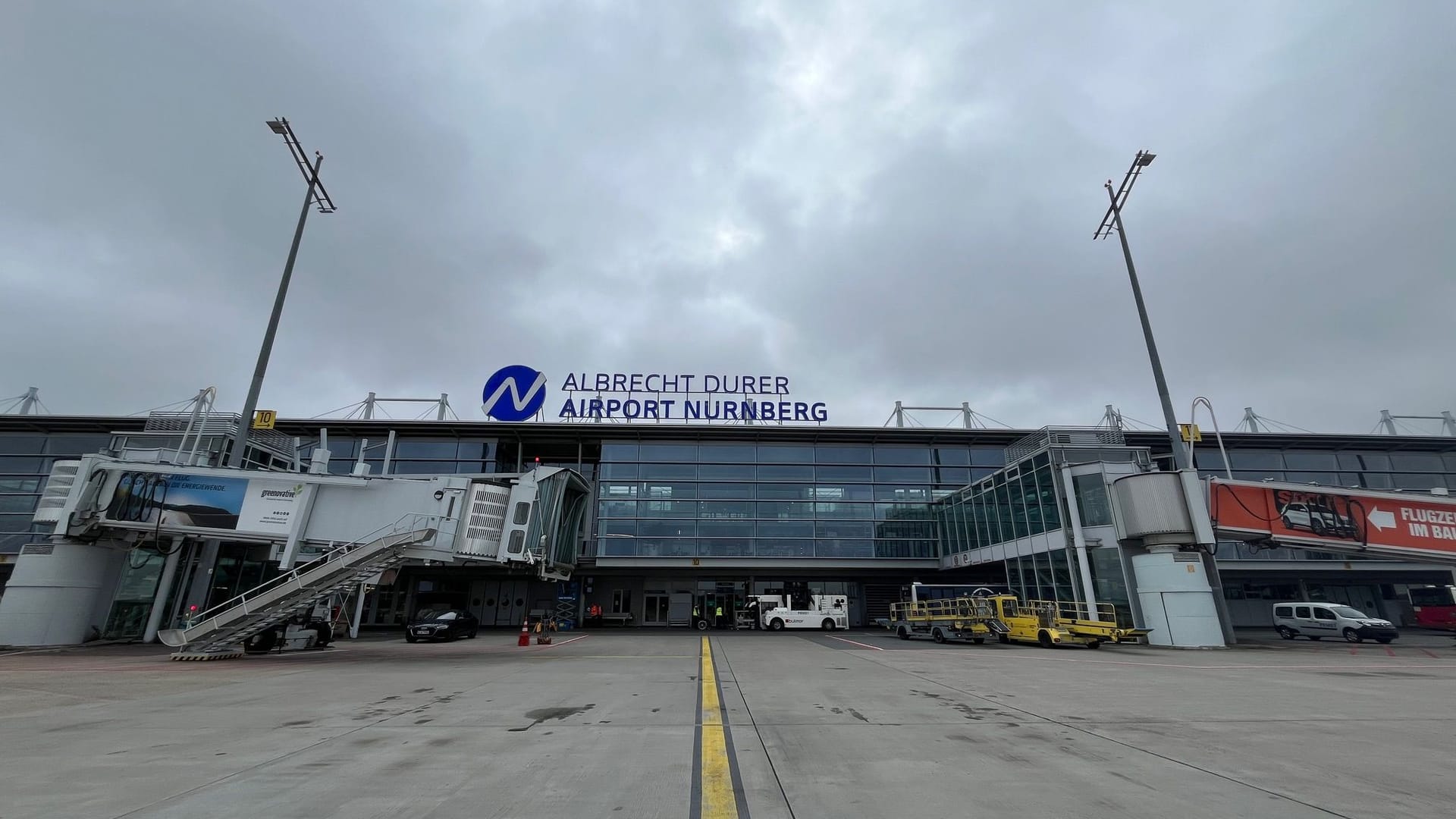 Albrecht-Dürer-Airport Nürnberg: Der Winterflugplan hält für die Verantwortlichen so manche Überraschung bereit. Albrecht-Dürer-Airport Nürnberg: Der Winterflugplan hält für die Verantwortlichen so manche Überraschung bereit.