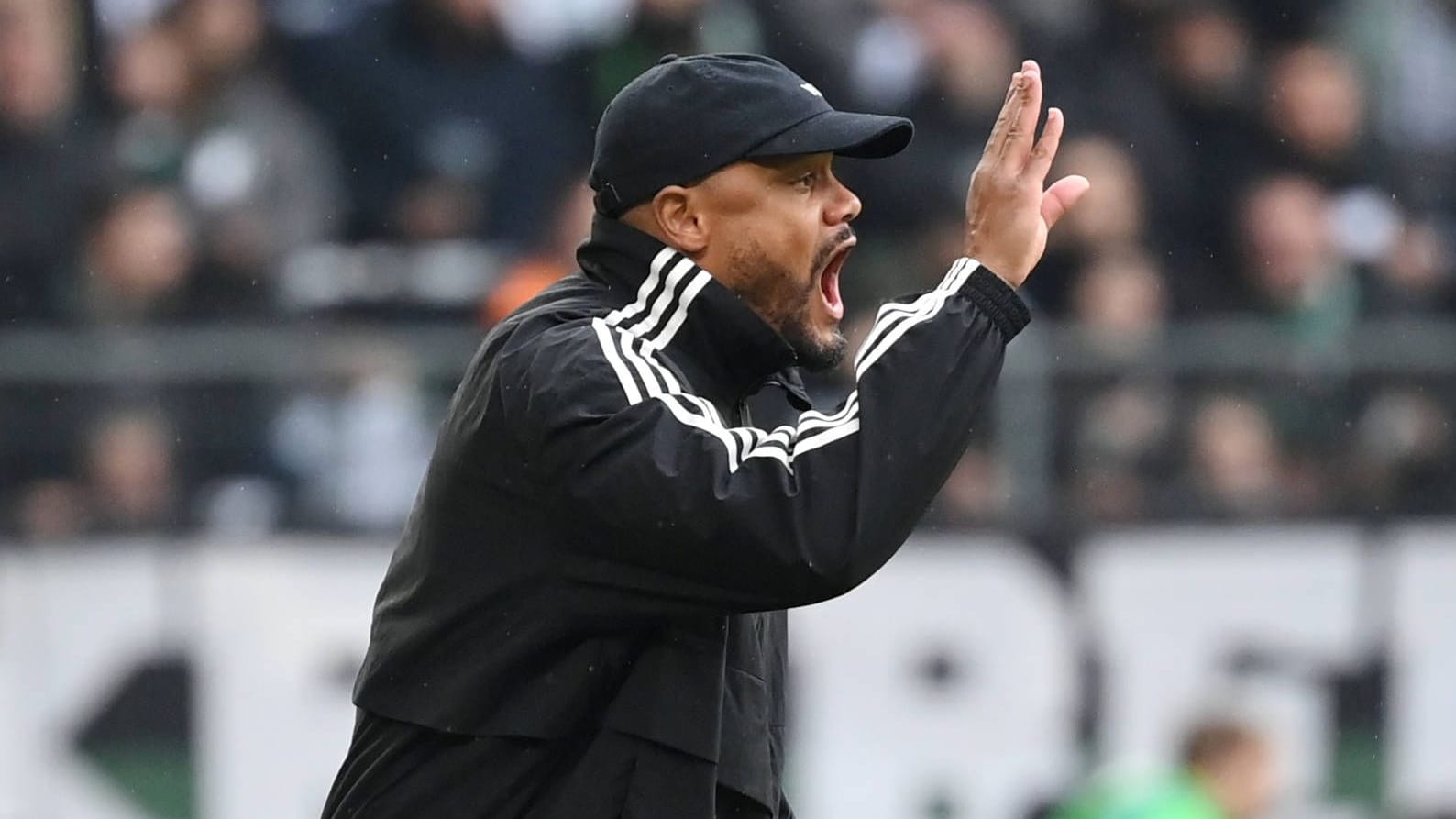 Gefragt: Bayern-Trainer Vincent Kompany und die Münchner müssen in Köln bestehen. Gefragt: Bayern-Trainer Vincent Kompany und die Münchner müssen in Köln bestehen.