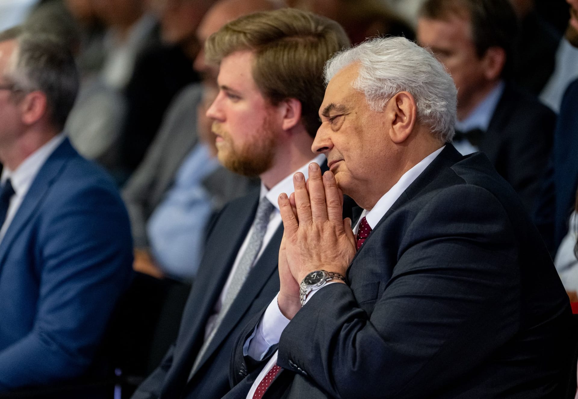 Fühlt sich sichtlich wohl: der russische Botschafter Sergej Netschajew im Landtag in Potsdam. Fühlt sich sichtlich wohl: der russische Botschafter Sergej Netschajew im Landtag in Potsdam.