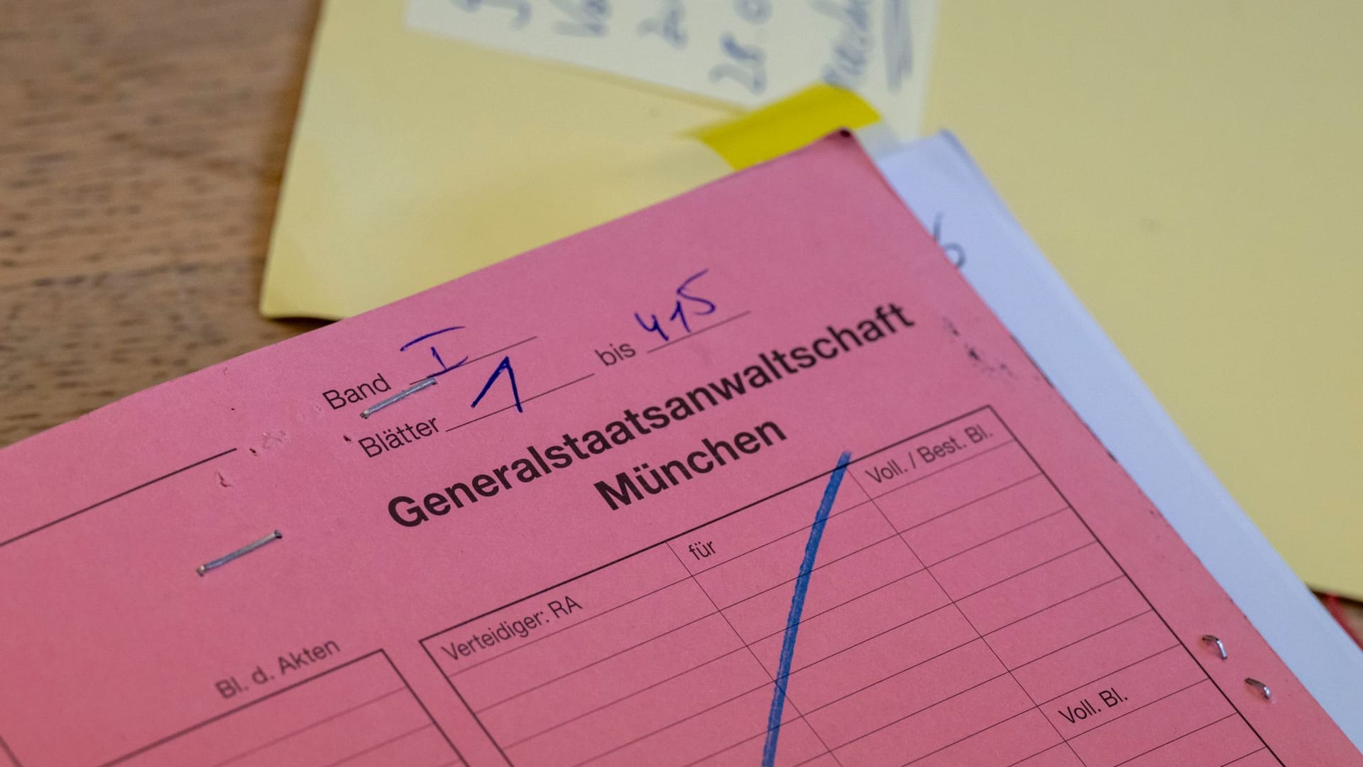 urn:newsml:dpa.com:20090101:251007-935-877947