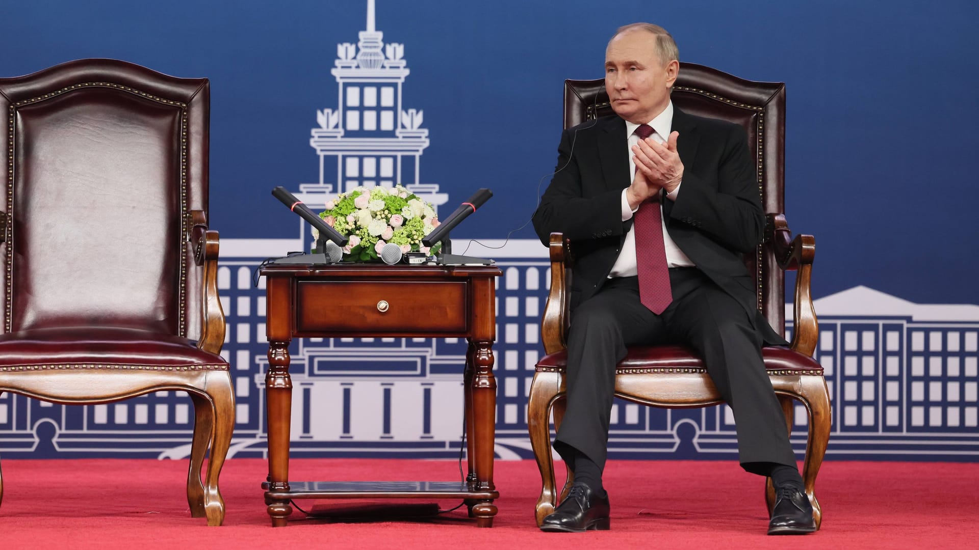 Wladimir Putin (Archivbild): Russlands Präsident feiert gerne geheimnisvoll, vermutet Wladimer Kaminer.