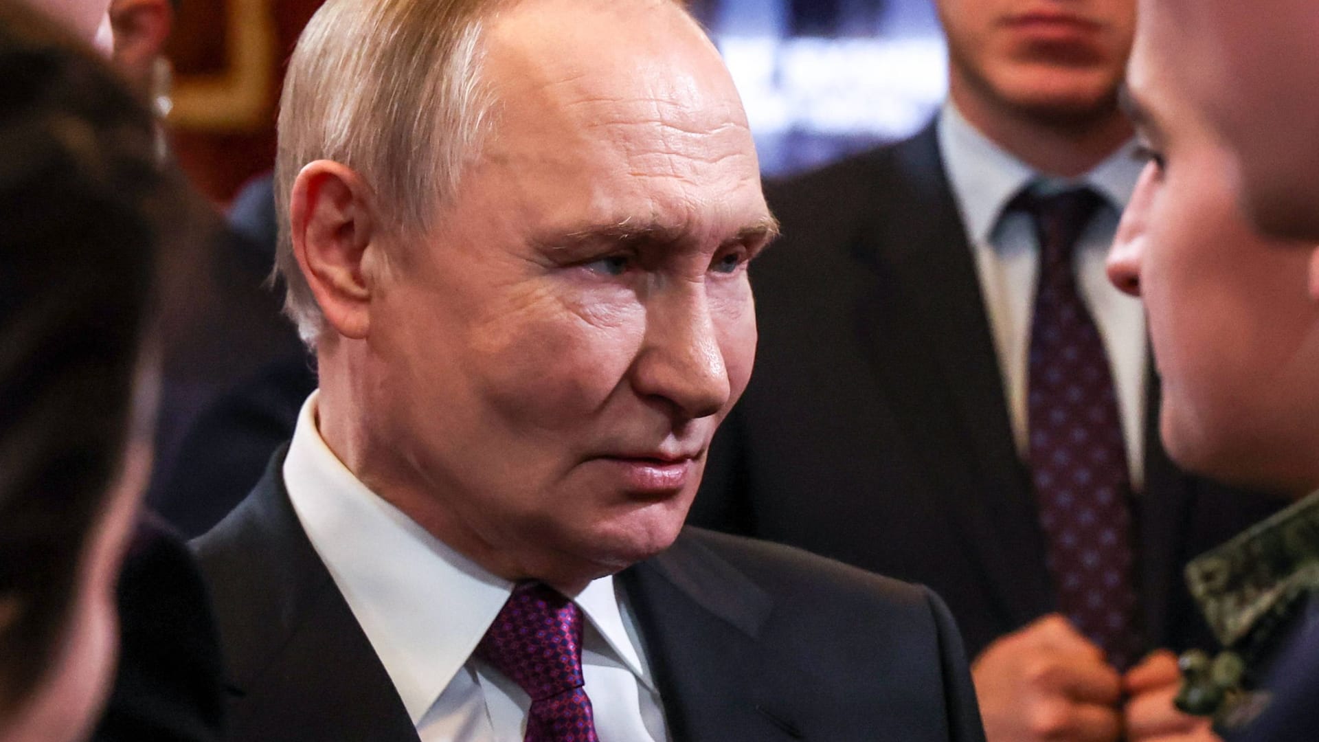 Wladimir Putin bei einer Veranstaltung in Moskau: Der Kreml-Herrscher muss neue EU-Sanktionen befürchten. (Archivbild) Wladimir Putin bei einer Veranstaltung in Moskau: Der Kreml-Herrscher muss neue EU-Sanktionen befürchten. (Archivbild)