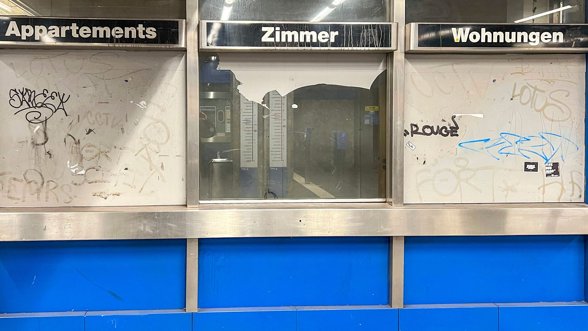 Wohnungsvermittlung an der Giselastraße in München: Für Studierende wird bezahlbarer Wohnraum immer knapper. Wohnungsvermittlung an der Giselastraße in München: Für Studierende wird bezahlbarer Wohnraum immer knapper.