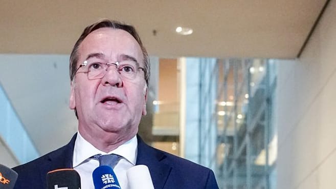 Boris Pistorius: Der Verteidigungsminister soll mit der Einigung unglücklich gewesen sein. Boris Pistorius: Der Verteidigungsminister soll mit der Einigung unglücklich gewesen sein.