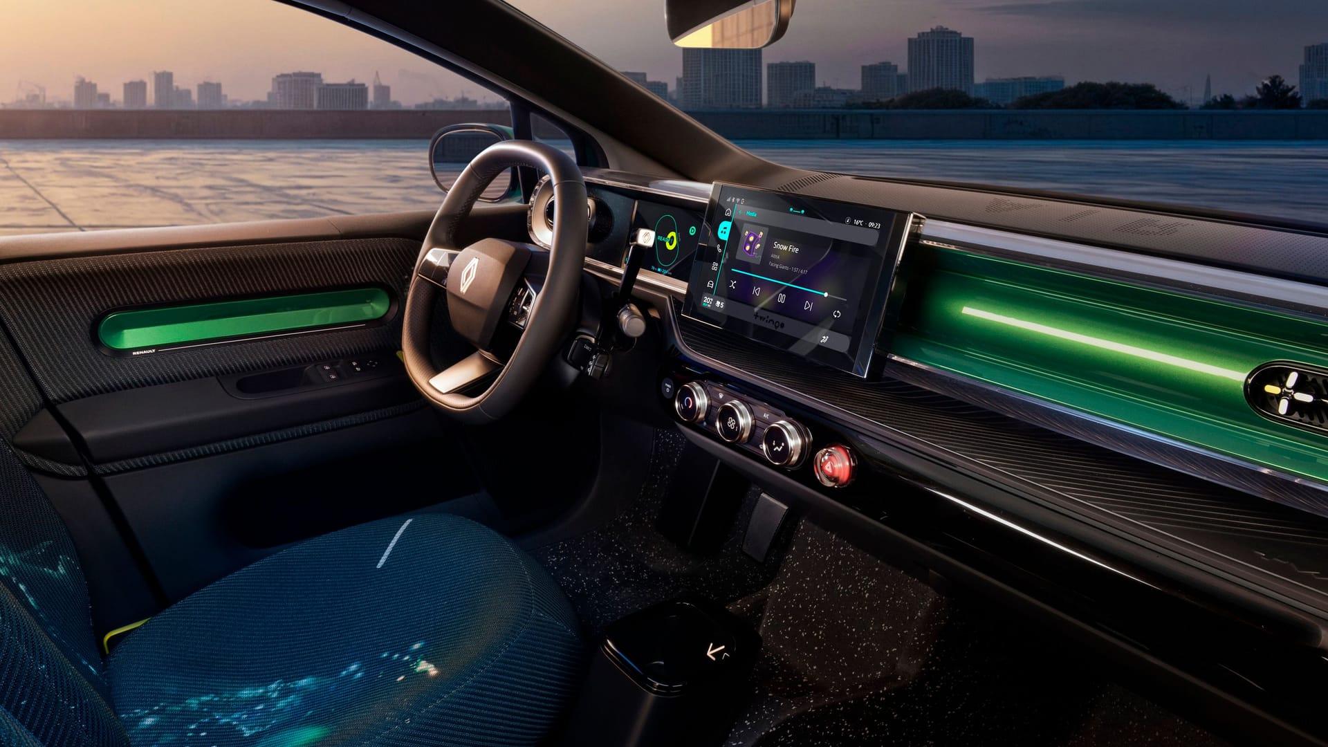 Im aktuellen Renault-Look: Moderne Technik, kombiniert mit historischen Zitaten wie den rundlichen Sitzen und dem Warnblinkerknopf (hier die Studie, gezeigt Anfang 2025). Im aktuellen Renault-Look: Moderne Technik, kombiniert mit historischen Zitaten wie den rundlichen Sitzen und dem Warnblinkerknopf (hier die Studie, gezeigt Anfang 2025).