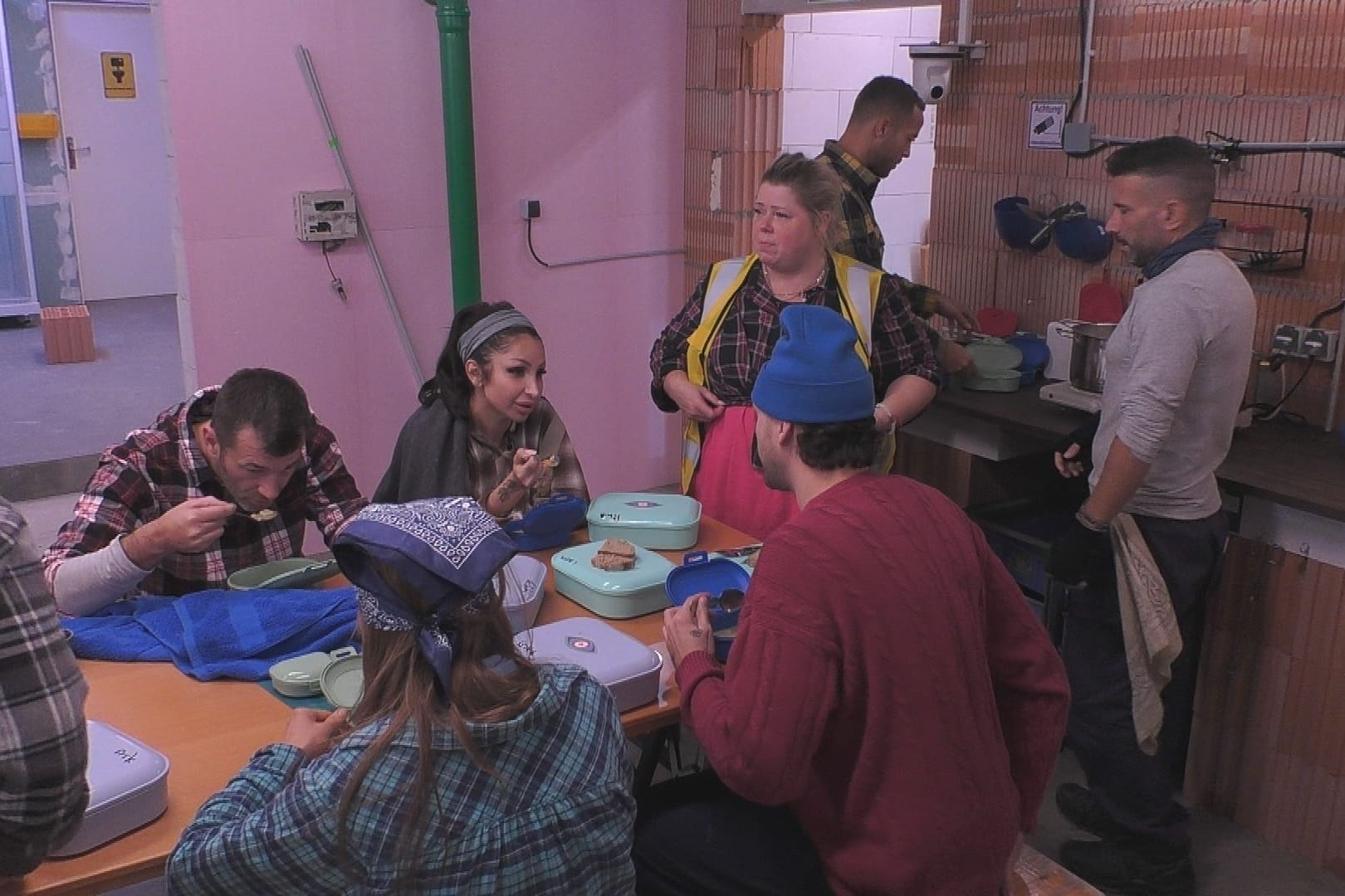 &quot;Promi Big Brother&quot;: Seit Samstag sitzen 15 Stars im TV-Container.