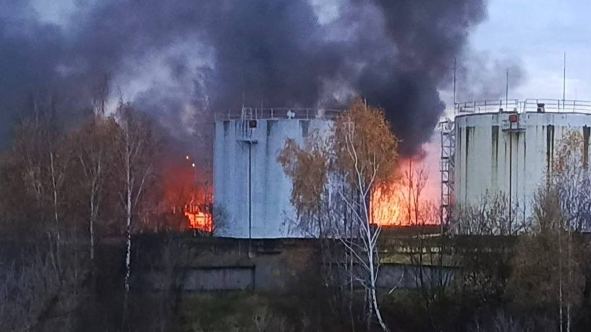 Putins Ölindustrie: Selenskyj ordnet Schläge "noch tiefer in Russland an"