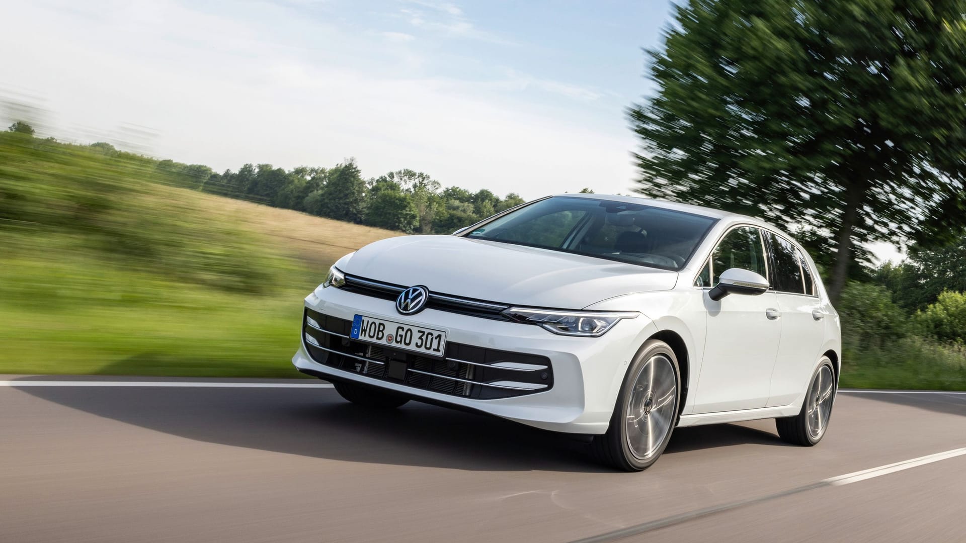 Klassiker in neuer Form: Der Golf erhält ein aufgefrischtes Design und ein modernes Infotainment-System. Die Diesel weichen Hybridantrieben. Klassiker in neuer Form: Der Golf erhält ein aufgefrischtes Design und ein modernes Infotainment-System. Die Diesel weichen Hybridantrieben.