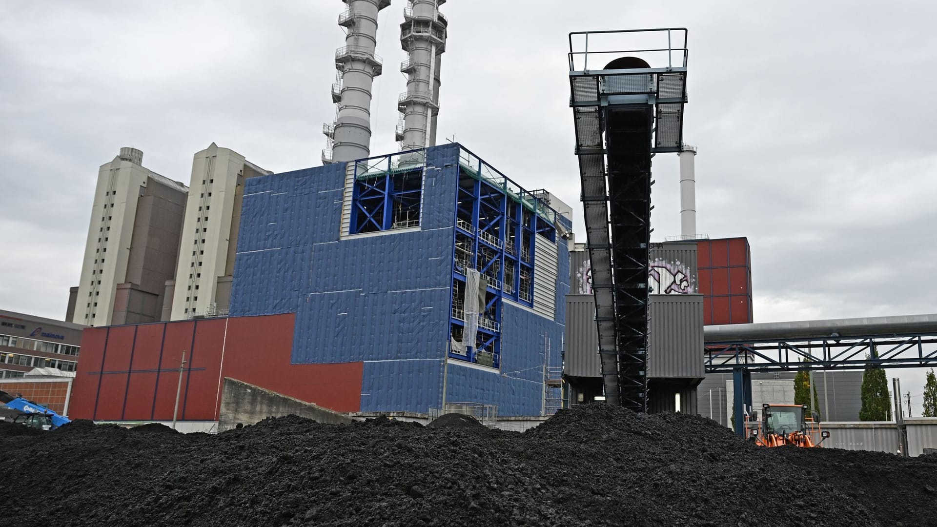 Kohlelager im Kraftwerk Kohlelager im Kraftwerk