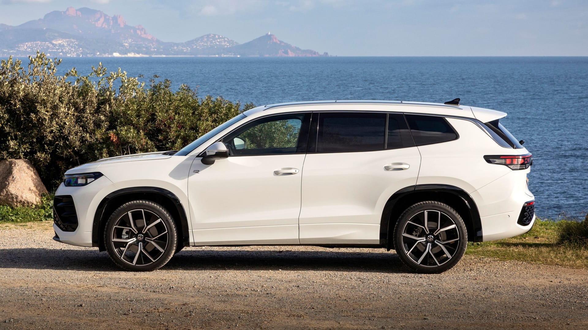 Großzügig: Der Tayron ist 23 Zentimeter länger als der Tiguan.