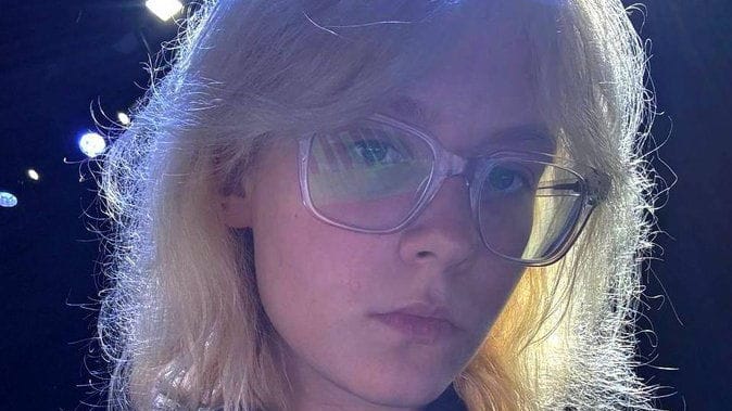 Die russische Sängerin Naoko: Sie wurde festgenommen, weil sie regimekritische Lieder gesungen hat. Die russische Sängerin Naoko: Sie wurde festgenommen, weil sie regimekritische Lieder gesungen hat.