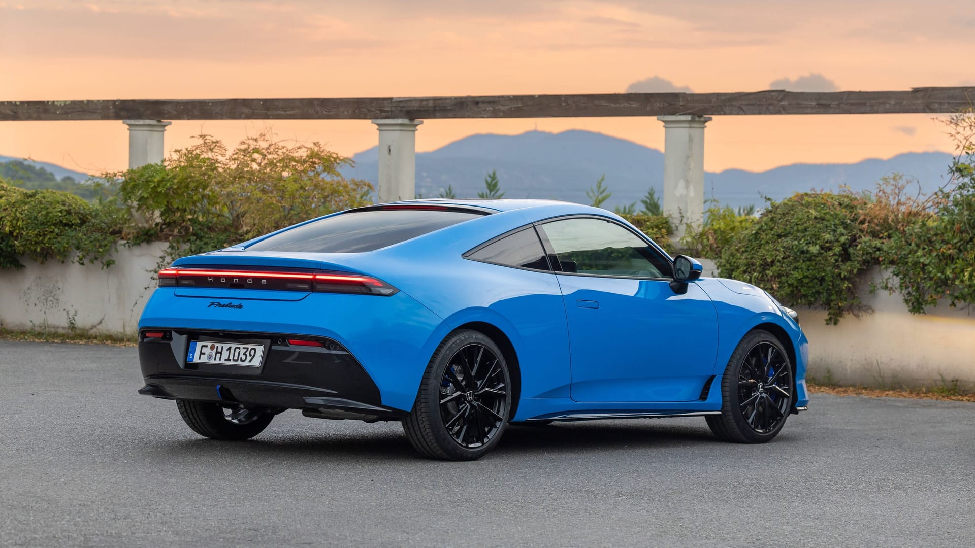 Knackig: Die sportliche Form hat ihren Preis. Knackig: Die sportliche Form hat ihren Preis.