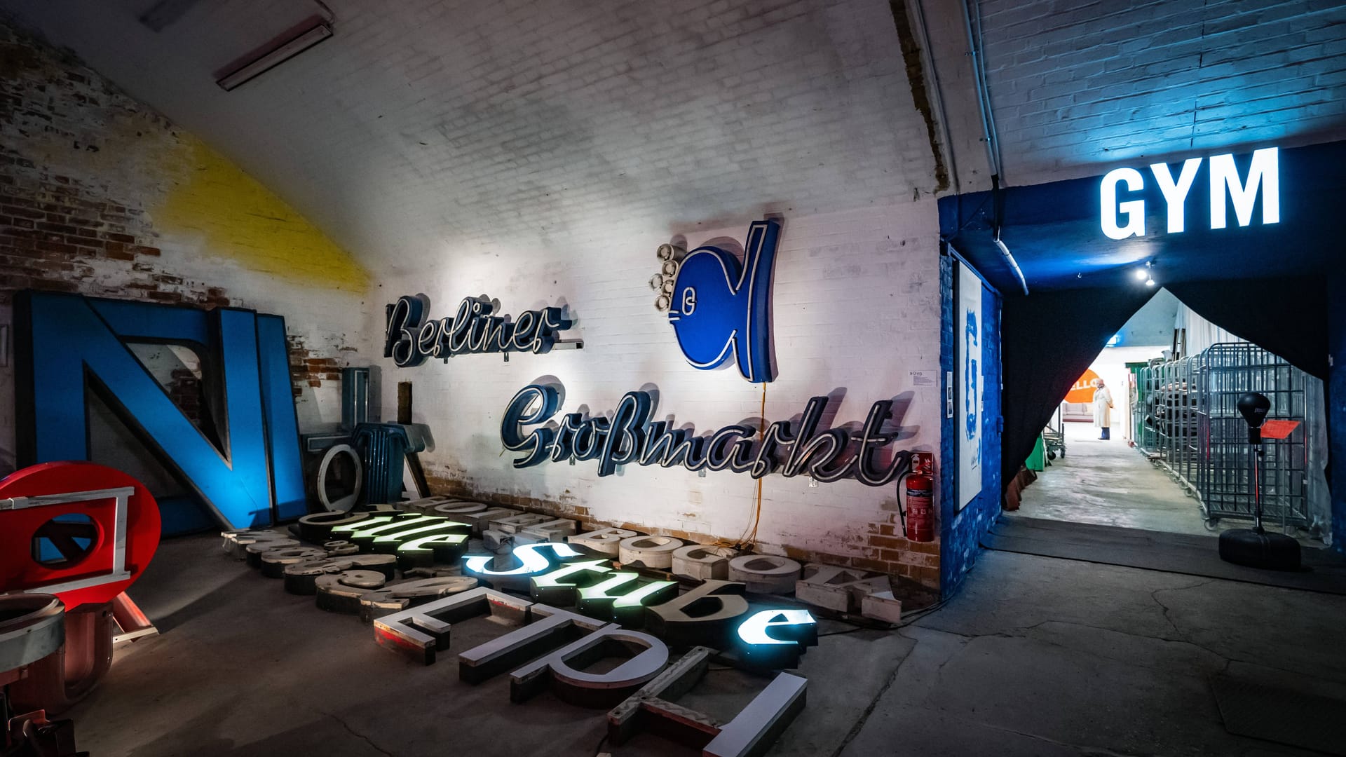 Schilder in verschiedenen Farben (Archivbild): Über 3.500 Exponate gibt es in dem Museum. Schilder in verschiedenen Farben (Archivbild): Über 3.500 Exponate gibt es in dem Museum.