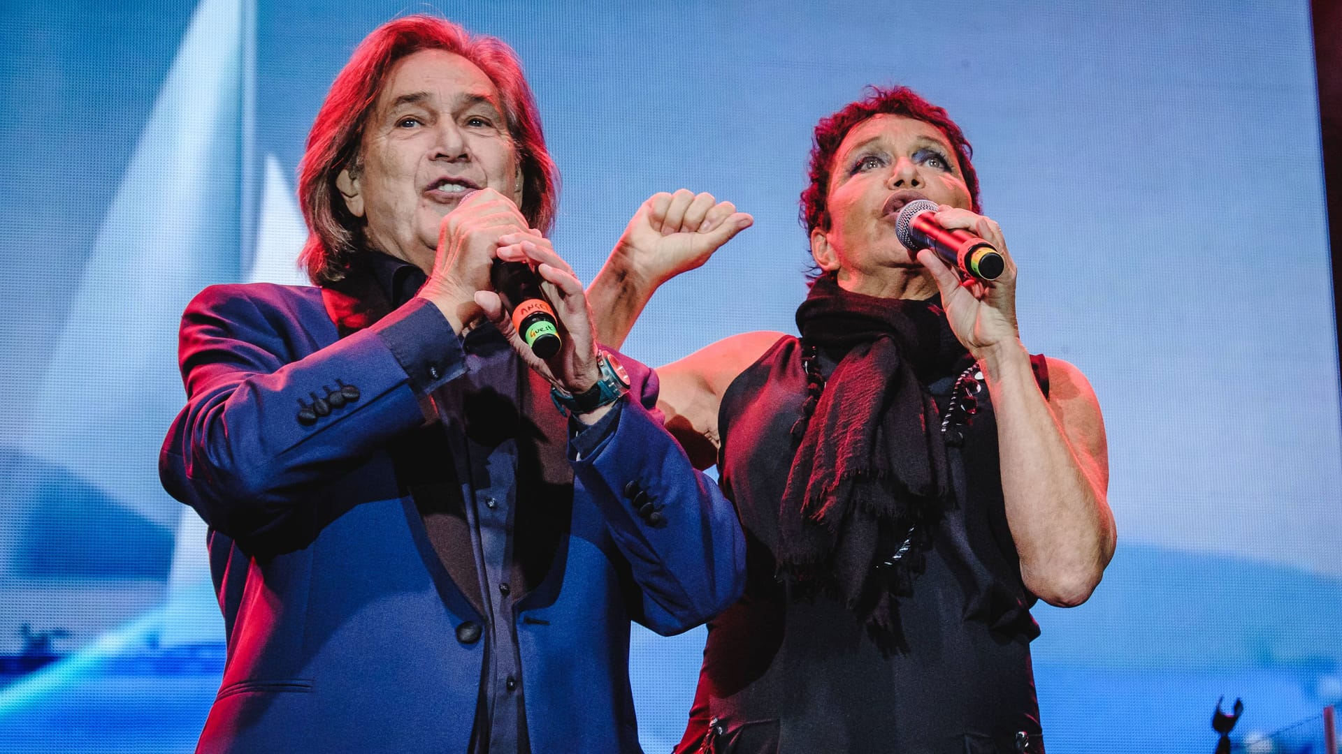 Angelo Sotgiu (l.) und Angela Brambati (Archivbild): Die Musiker führen Ricchi e Poveri nach fast 60 Jahren als Duo weiter. Angelo Sotgiu (l.) und Angela Brambati (Archivbild): Die Musiker führen Ricchi e Poveri nach fast 60 Jahren als Duo weiter.