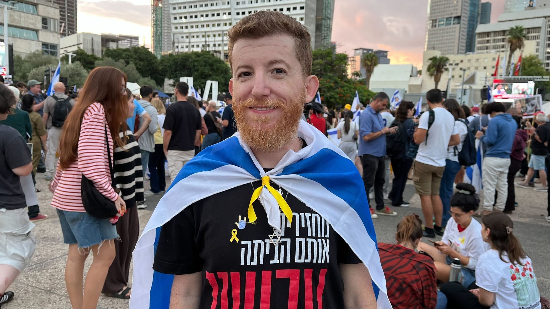 Nahostkonflikt - Israelis warten auf die Rückkehr der Geiseln